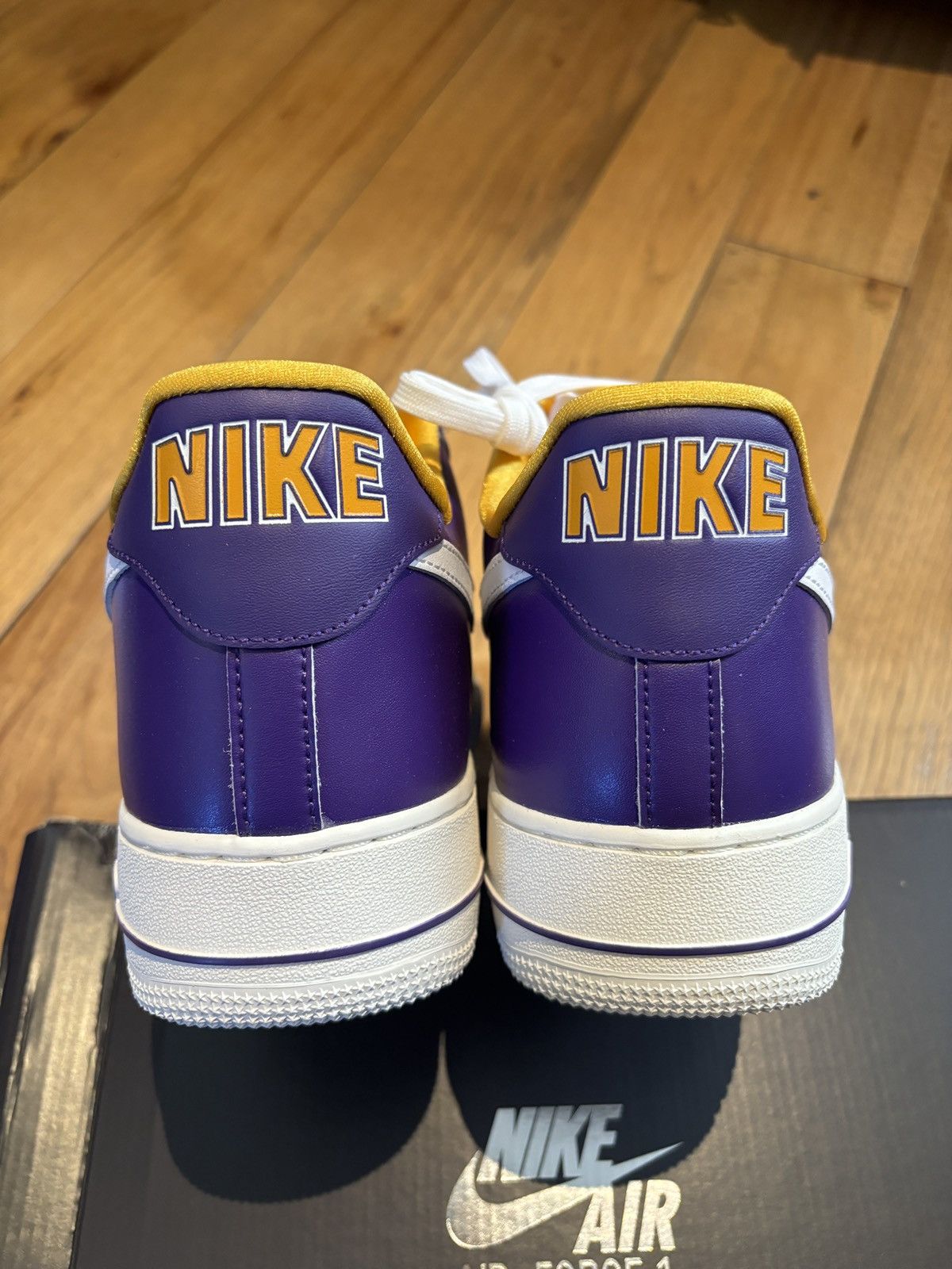 Nike Nike Air Force 1 W SE Lakers LSU Purple Yellow Size US 13 / EU 46 - 7 Thumbnail