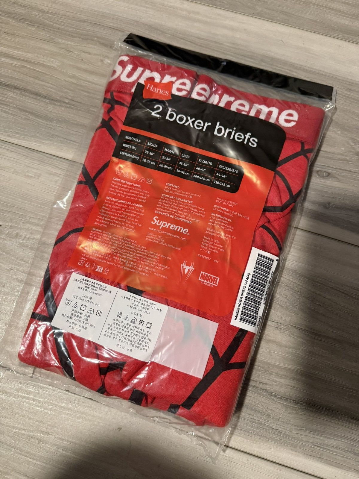 Supreme SUPREME X SPIDER-MAN HANES BOXER BRIEFS Size 32 - 2 Thumbnail