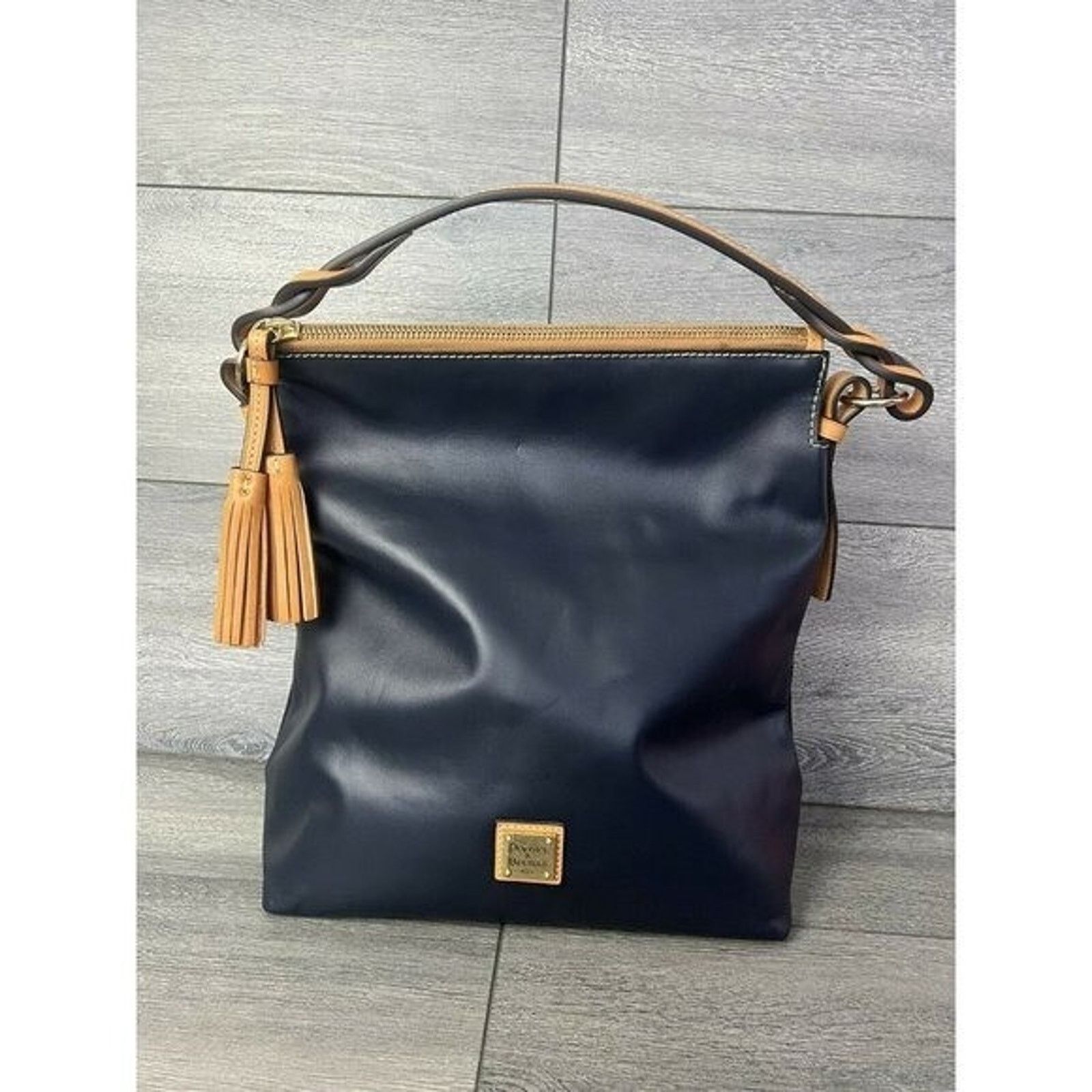 Dooney & Bourke Dooney & Bourke - Smooth Leather Small Shoulder Bag A375099 Size ONE SIZE - 4 Thumbnail