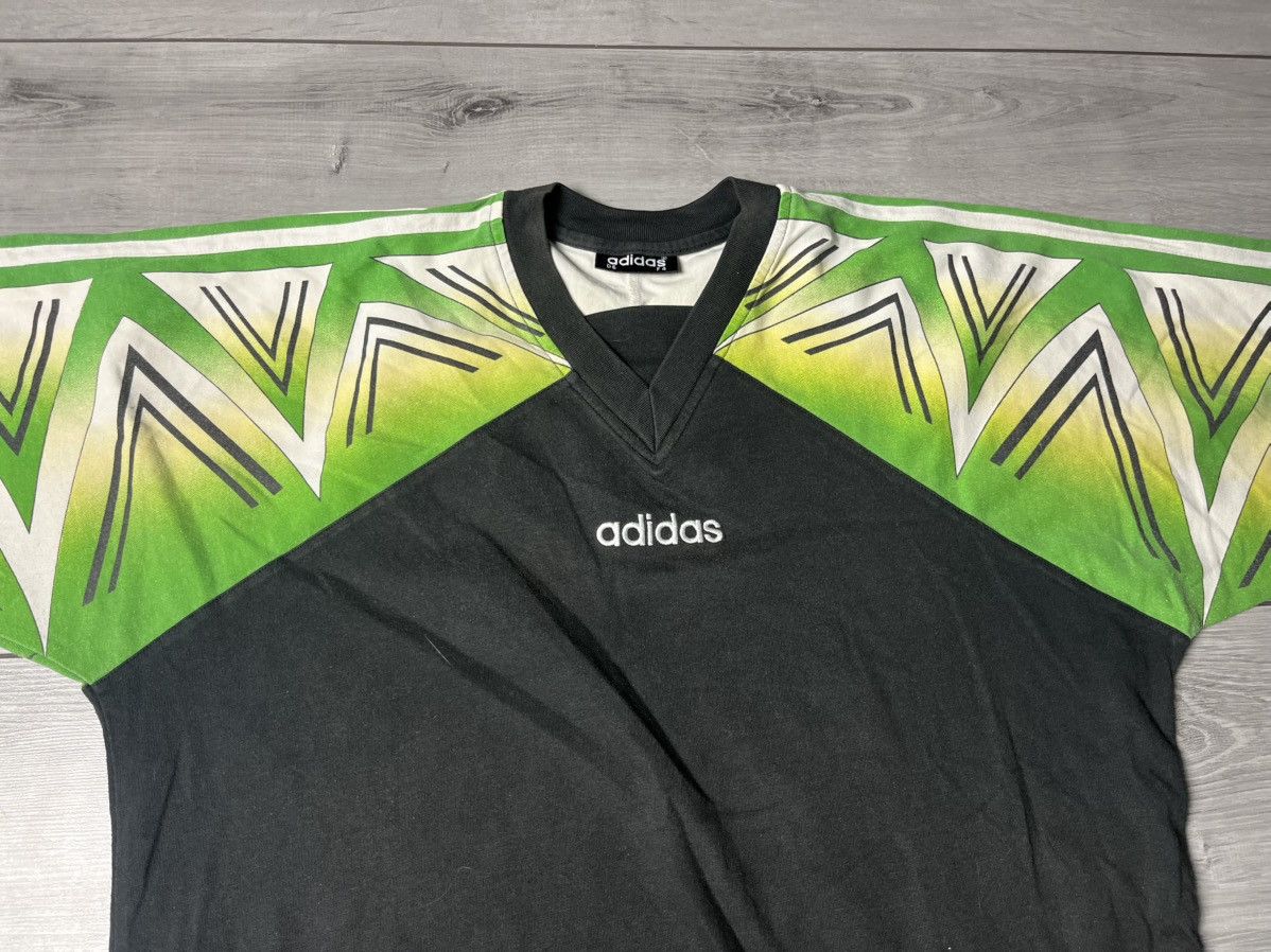 Adidas Vtg 90s Adidas Soccer Short Sleeve V-Neck T-Shirt Size M Size US M / EU 48-50 / 2 - 3 Thumbnail