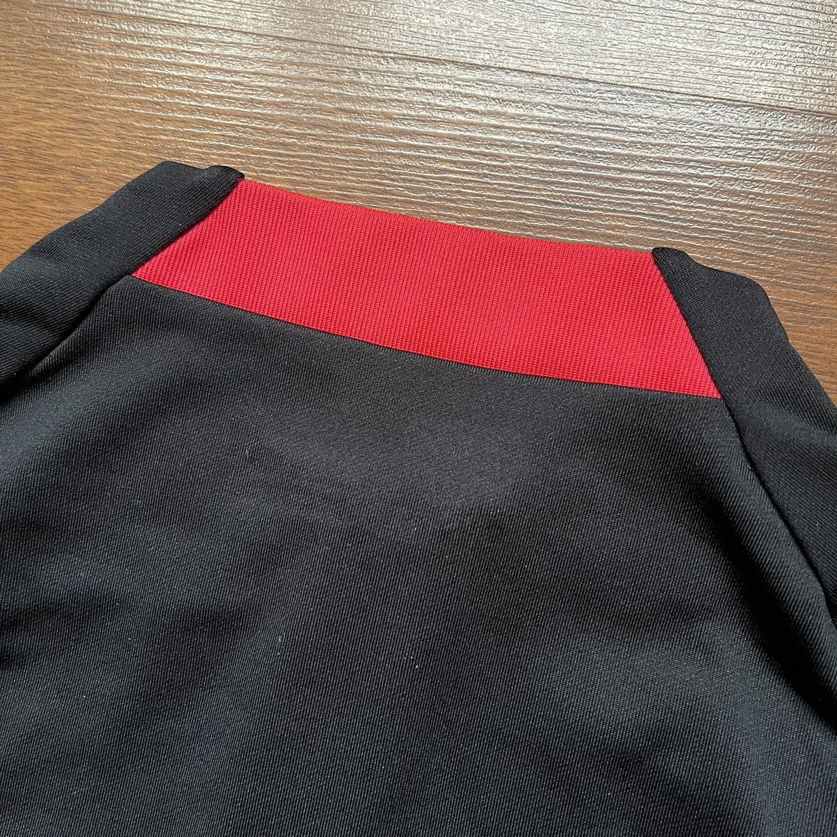 Nike LIVERPOOL NIKE 2022/2023 FOOTBALL SOCCER TRAINING TRACK TOP Size US L / EU 52-54 / 3 - 9 Thumbnail