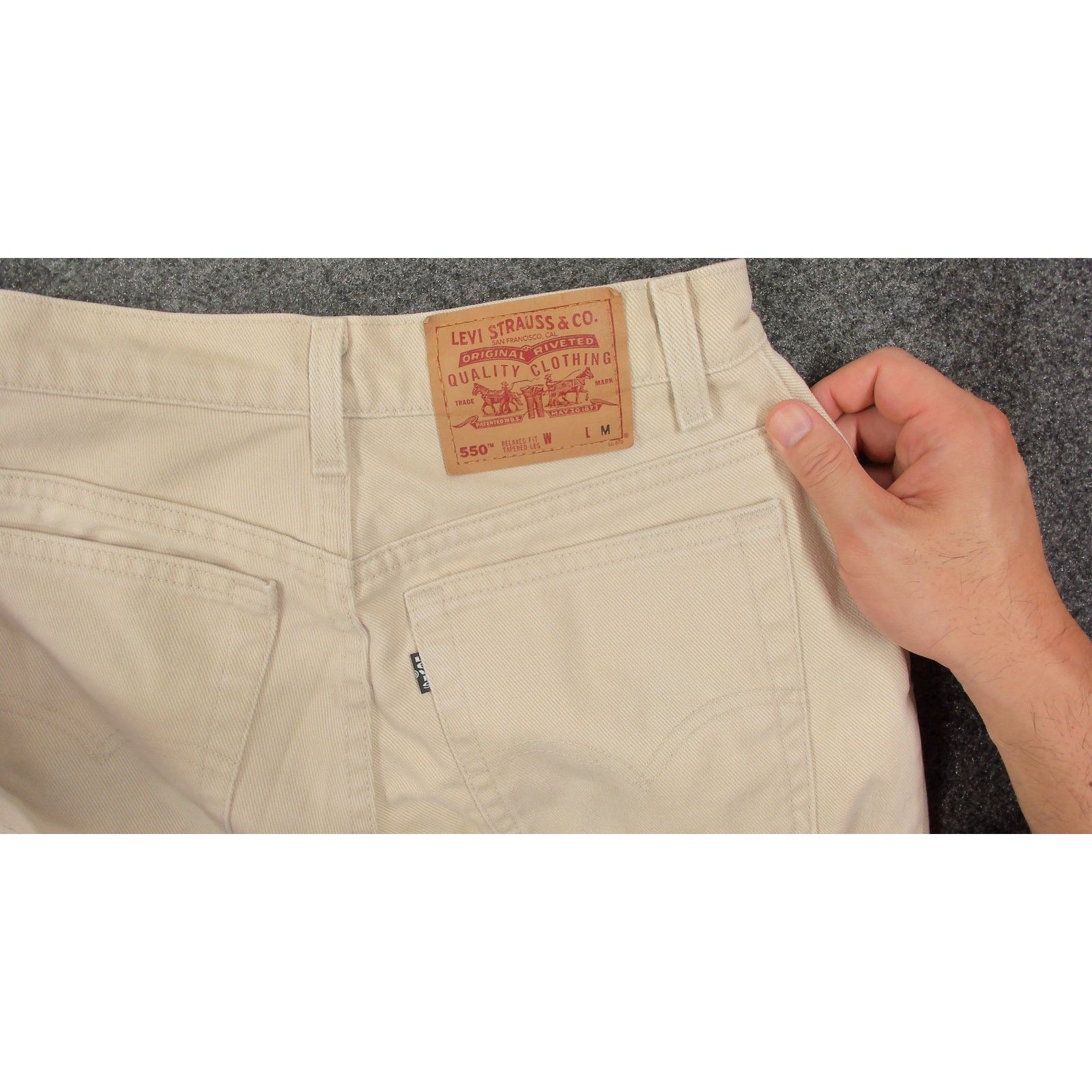 Vintage Vintage 1998 USA Made Levi's 550 Beige Denim Size 29 Size 30" / US 8 / IT 44 - 9 Thumbnail