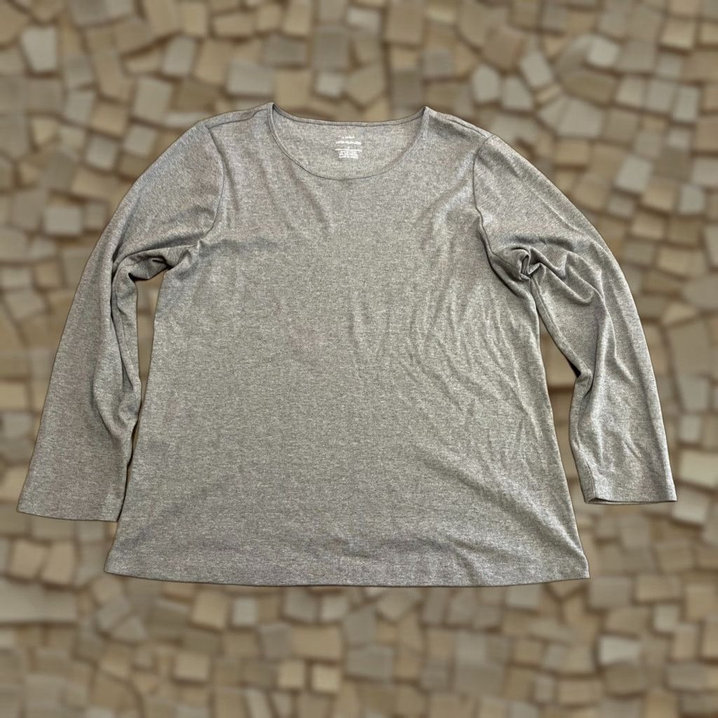 Vintage **Cj Banks Gray Women's Large Long Sleeve T-Shirt Layer Your Look** User: Cj Banks Gray Women's Large Long Sleeve T-Shirt Layer Your Look Size L / US 10 / IT 46 - 1 Thumbnail