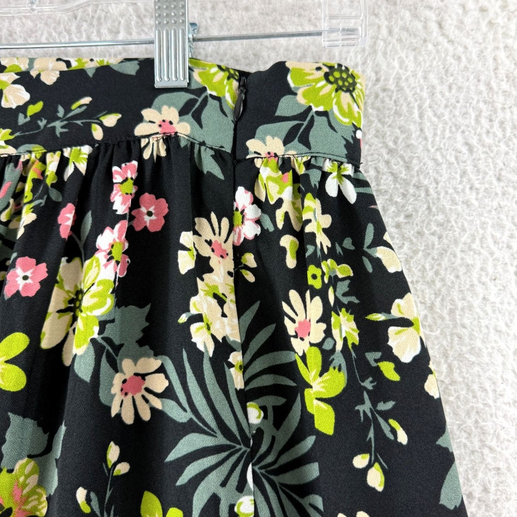 Vintage Walter Baker Lucy Midi Skirt Womens Size 4 Black Floral Bungalow Bloom Tiered Size 27" / US 4 / IT 40 - 6 Thumbnail