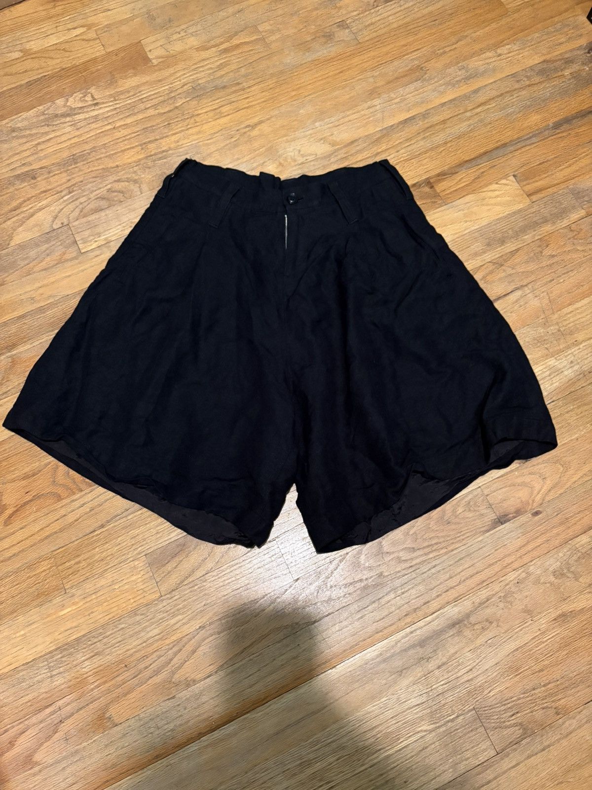 Yohji Yamamoto Yohji Yamamoto Wide Shorts (Read Description) Size US 29 - 2 Thumbnail