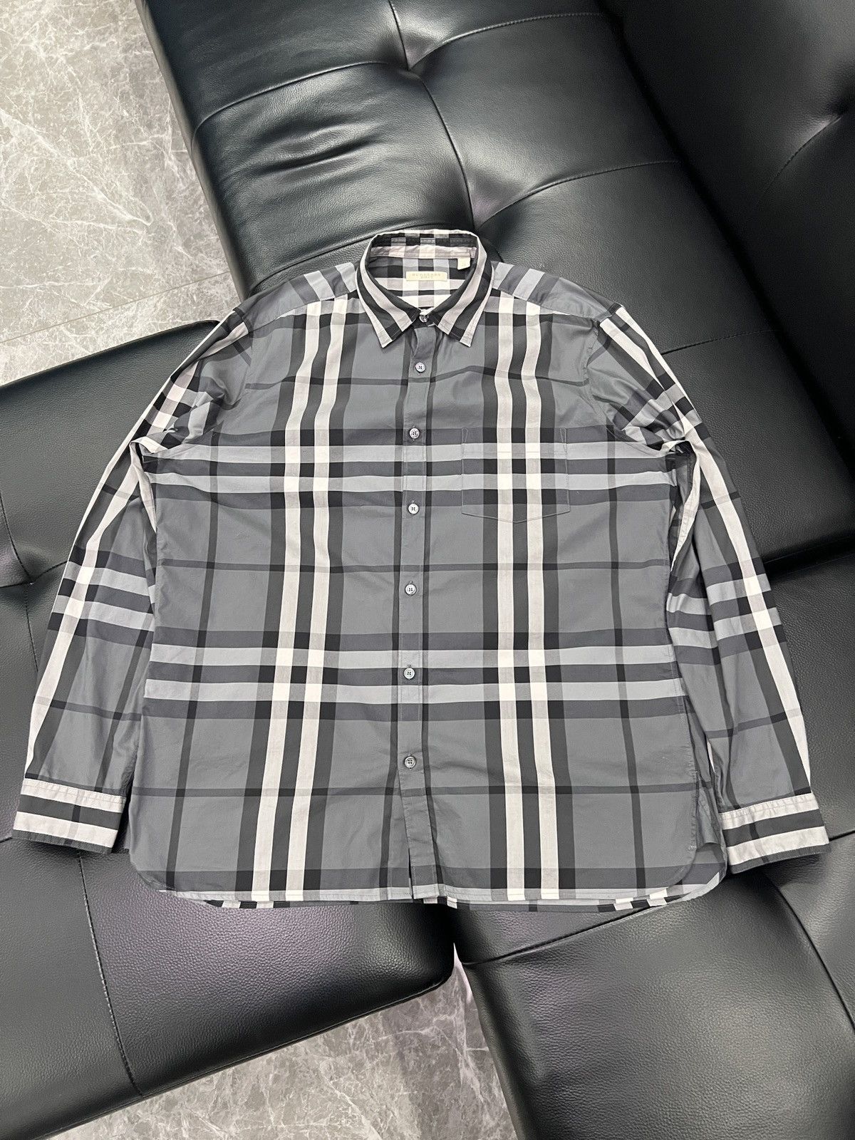 Burberry Burberry Check Pattern Shirt Size US XL / EU 56 / 4 - 1 Thumbnail