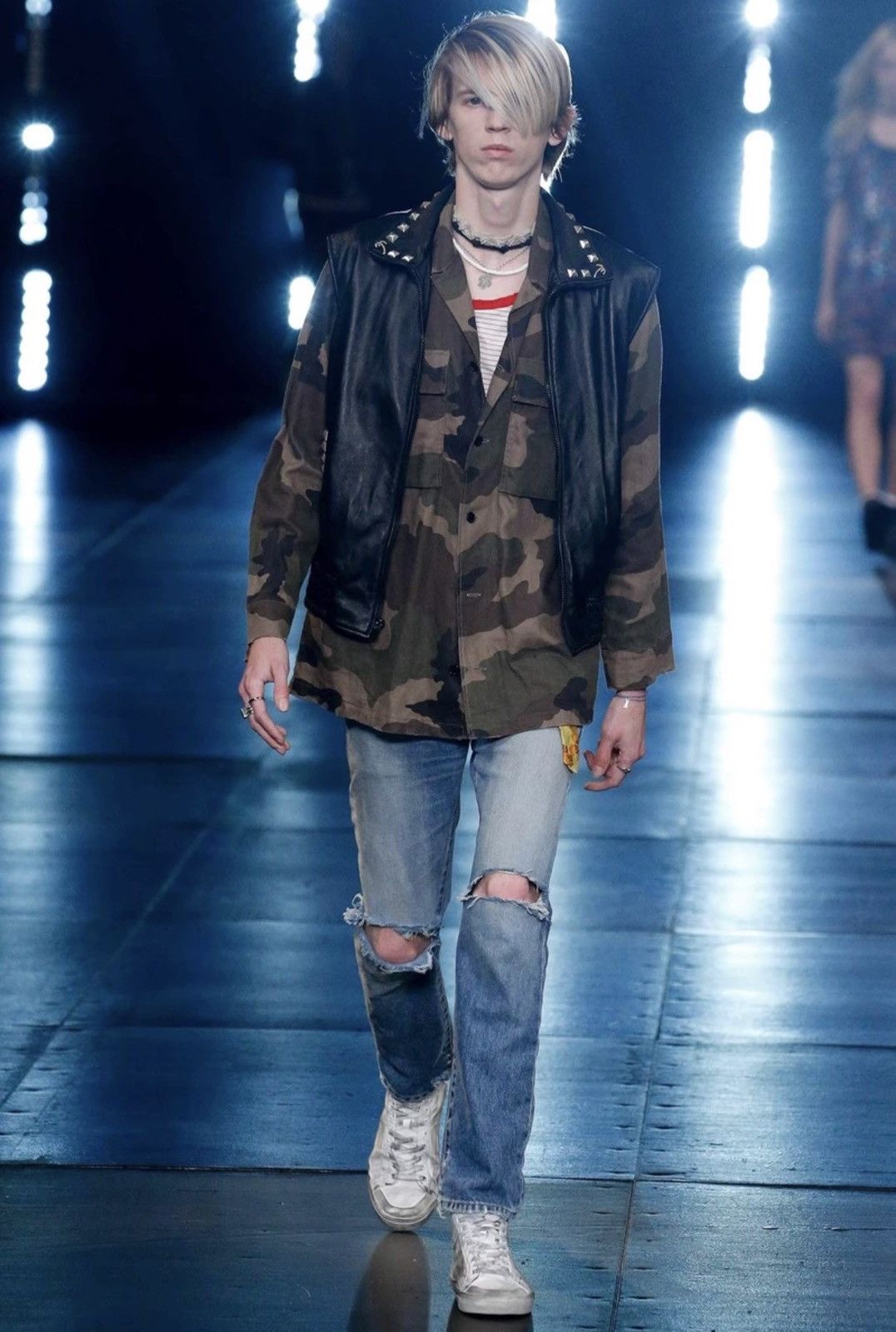 Saint Laurent Paris Saint Laurent 16SS Light Blue Distressed Slash Denim Jeans Size US 30 / EU 46 - 8 Thumbnail