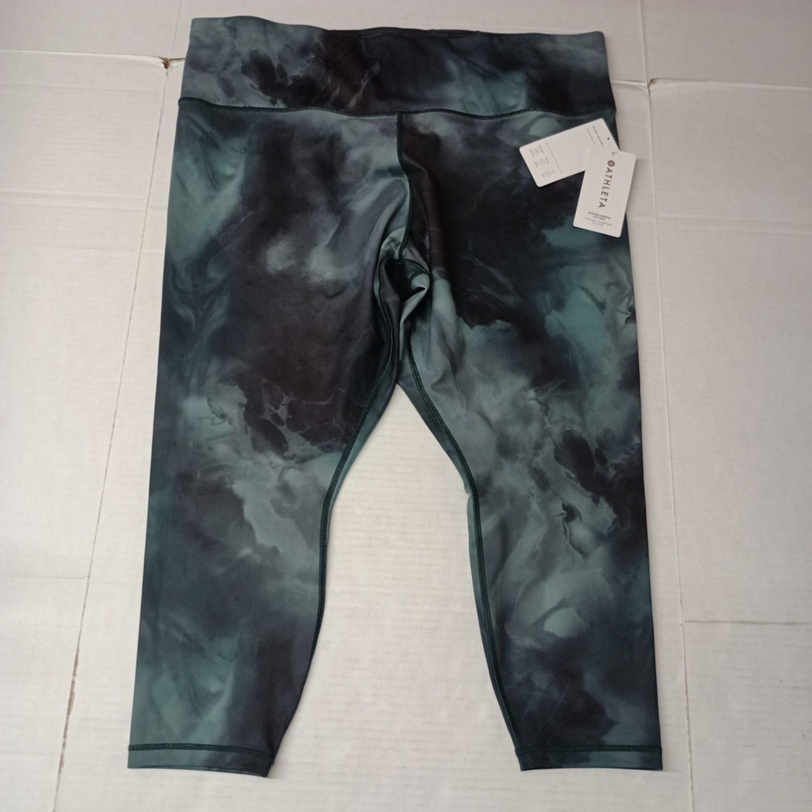 Athleta Athleta High Rise Elation Printed Leggings Womens 3X Workout Size 42" / US 20 - 1 Thumbnail