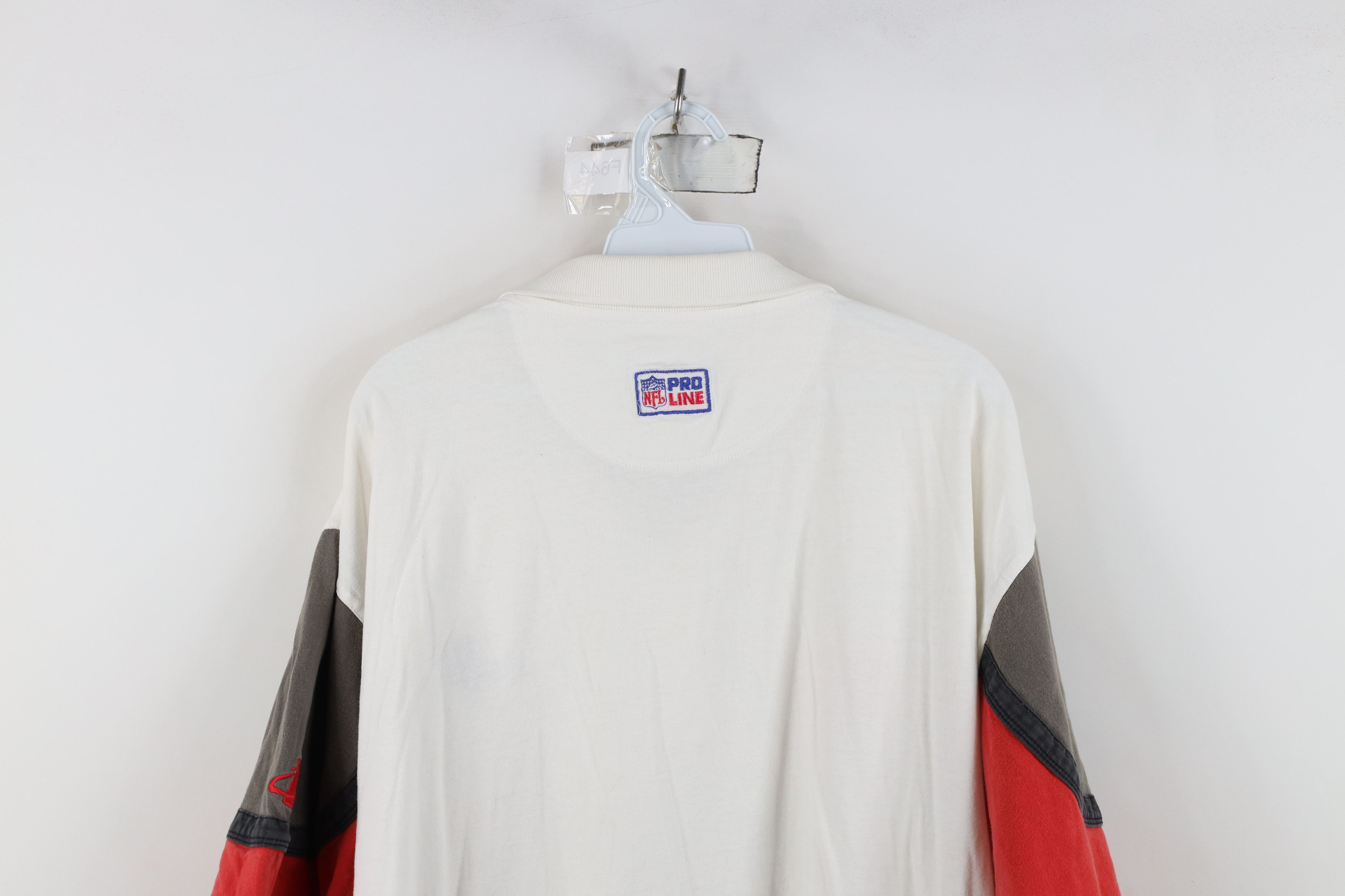 Vintage Vintage 90s Tampa Bay Buccaneers Football Golf Polo Shirt Size US L / EU 52-54 / 3 - 15 Thumbnail