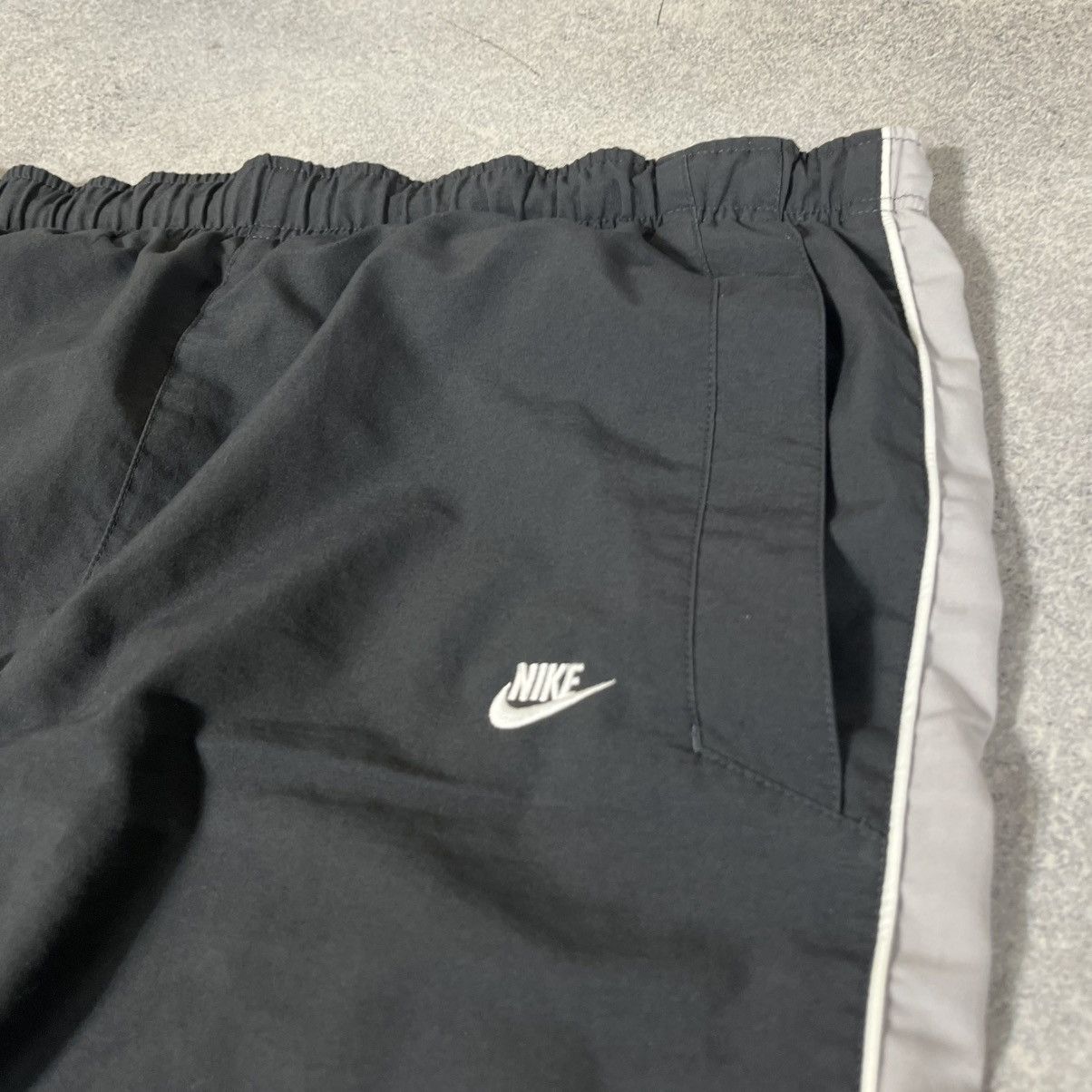 Nike 00s Vintage Nike Pants Nylon Rare Swoosh Drill Size US 40 / EU 56 - 5 Thumbnail