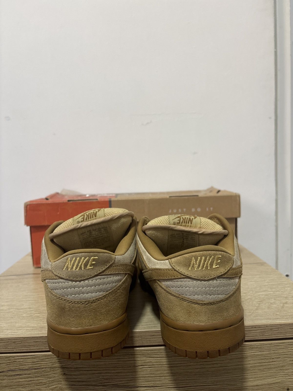 Nike SB Dunk sb resse forbes wheat og (2002) Size US 8 / EU 41 - 4 Thumbnail