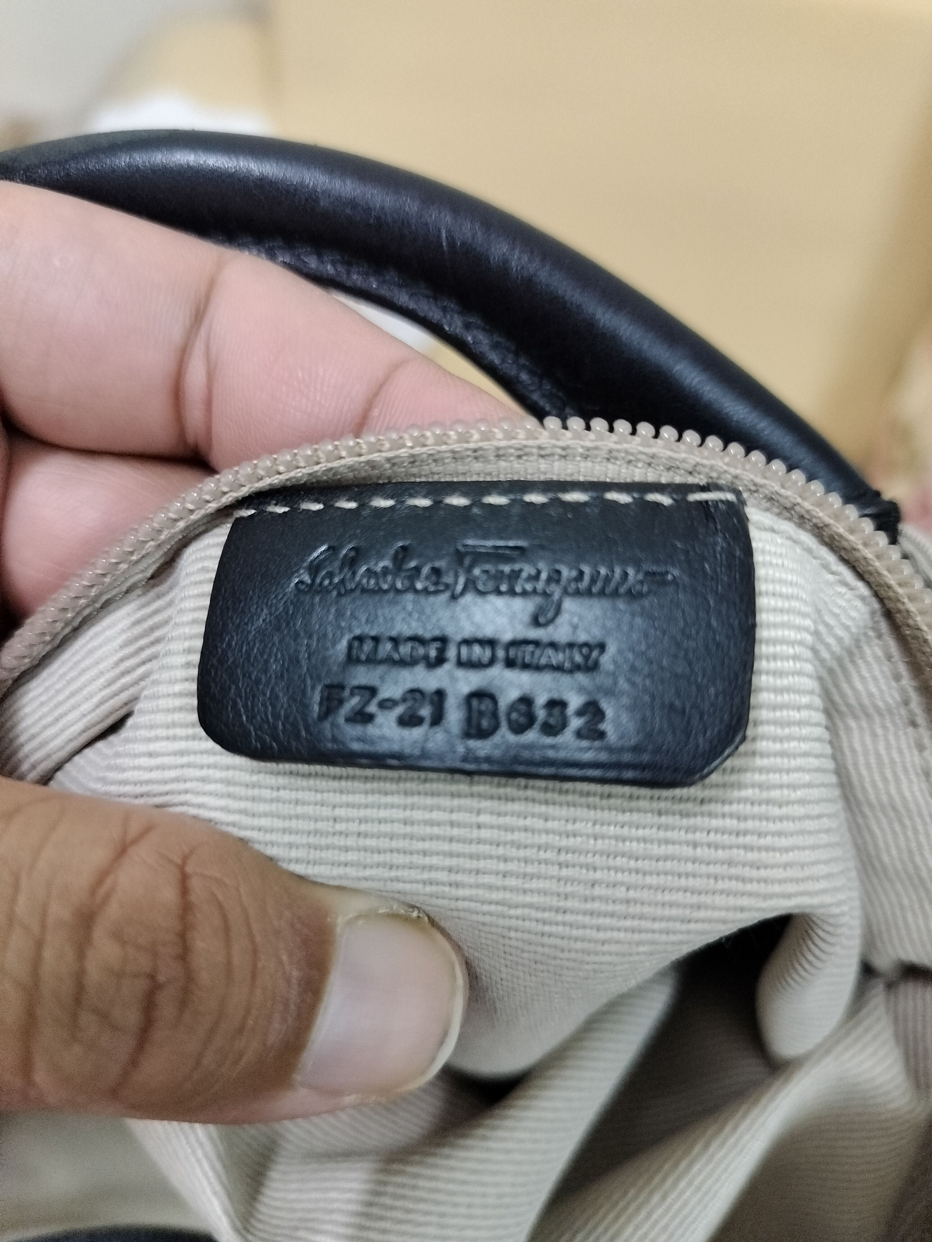 Salvatore Ferragamo Salvatore Ferragamo Handbag with Ballet Flats Design Size ONE SIZE - 11 Thumbnail