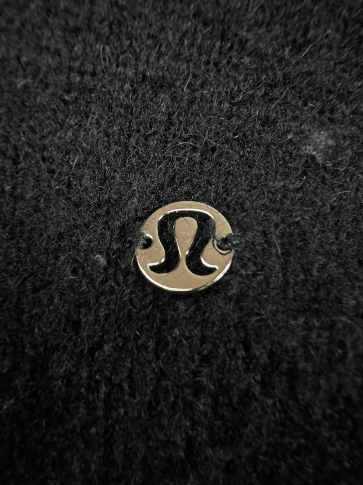 Lululemon Lululemon alpaca hair wool blend cropped fit sweater knit Size XL / US 12-14 / IT 48-50 - 2 Thumbnail