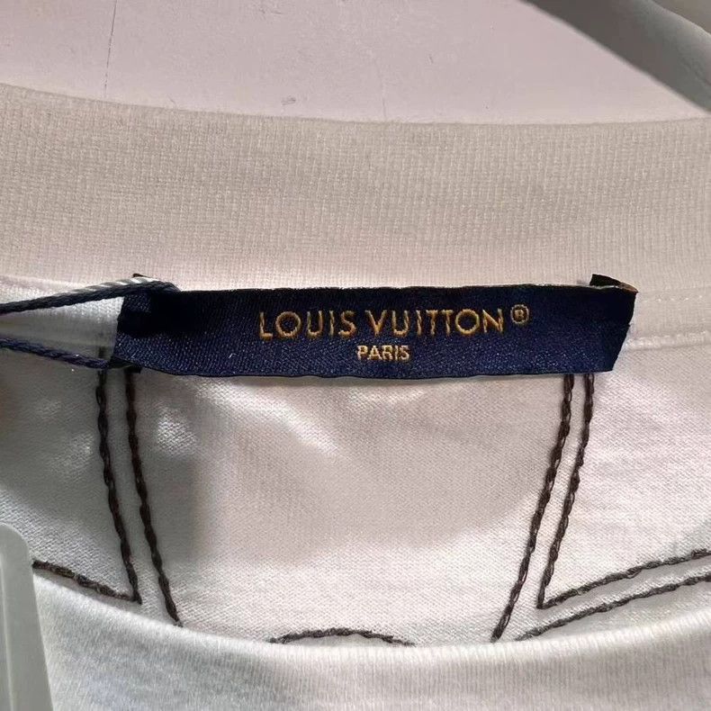 Louis Vuitton Louis Vuitton 25 New Sketch Old Flower Embroidered Logo Sh Size US XL / EU 56 / 4 - 2 Thumbnail