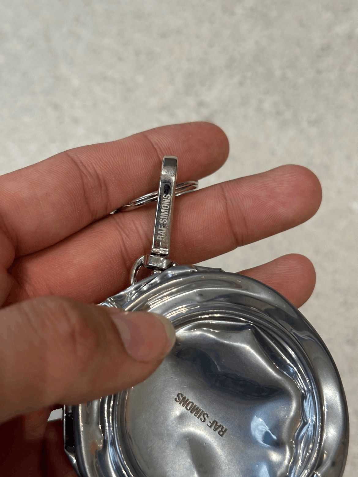Raf Simons Raf Simons zip-top can keychain Size ONE SIZE - 3 Thumbnail