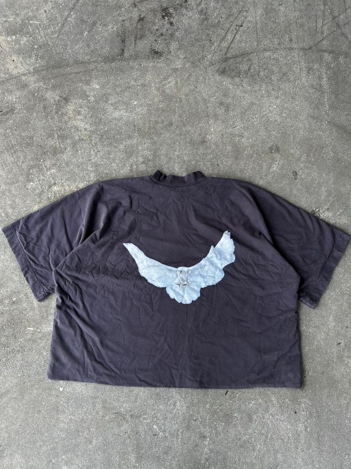Balenciaga Balenciaga x Gap x Yeezy Tee Size US L / EU 52-54 / 3 - 3 Thumbnail