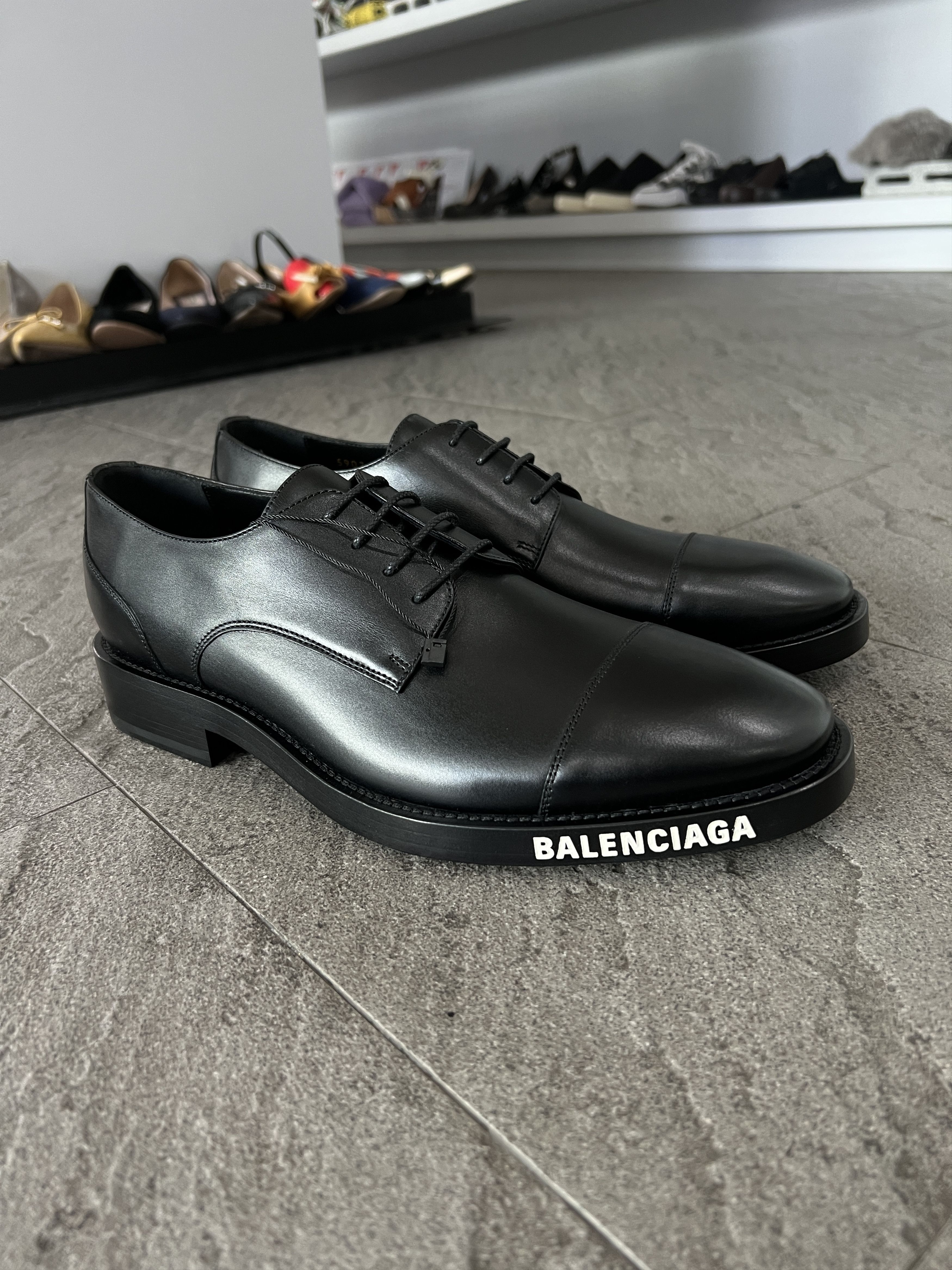 Balenciaga Balenciaga Black Leather Derby Shoes Logo Sole 43 Size US 10 / EU 43 - 3 Thumbnail