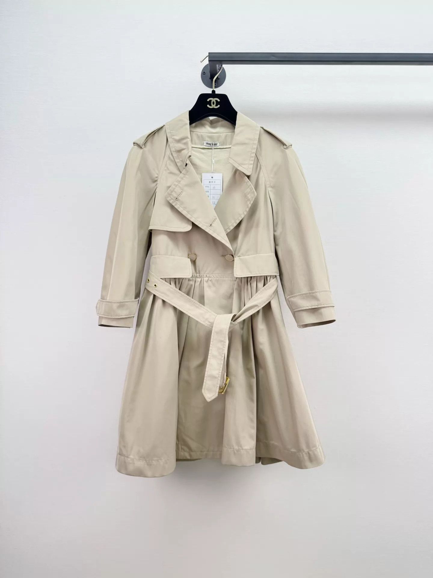 Miu Miu MIU MIU Trench Coat Size 36 Worn 2x Like New Size XS / US 0-2 / IT 36-38 - 1 Thumbnail