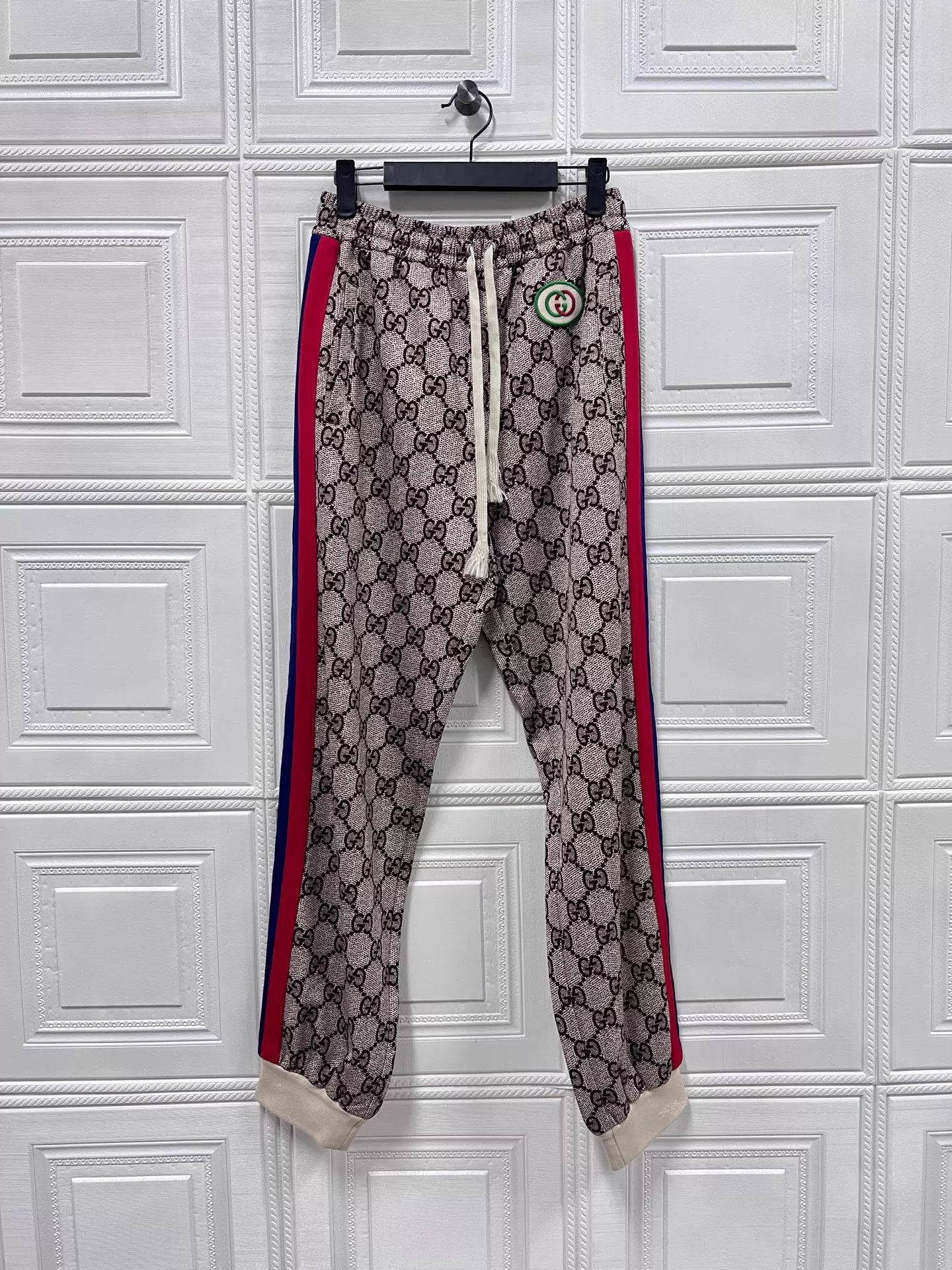 Gucci Gucci Logo Allover Drawstring Cuffed Knit Joggers S Size 26" / US 2 / IT 38 - 1 Thumbnail