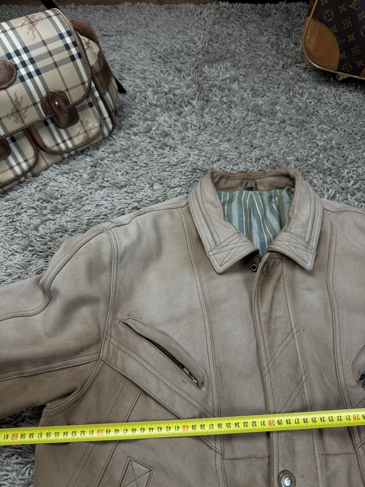 Vintage Vintage leather bomber jacket 90s original retro casual item Size US M / EU 48-50 / 2 - 5 Thumbnail