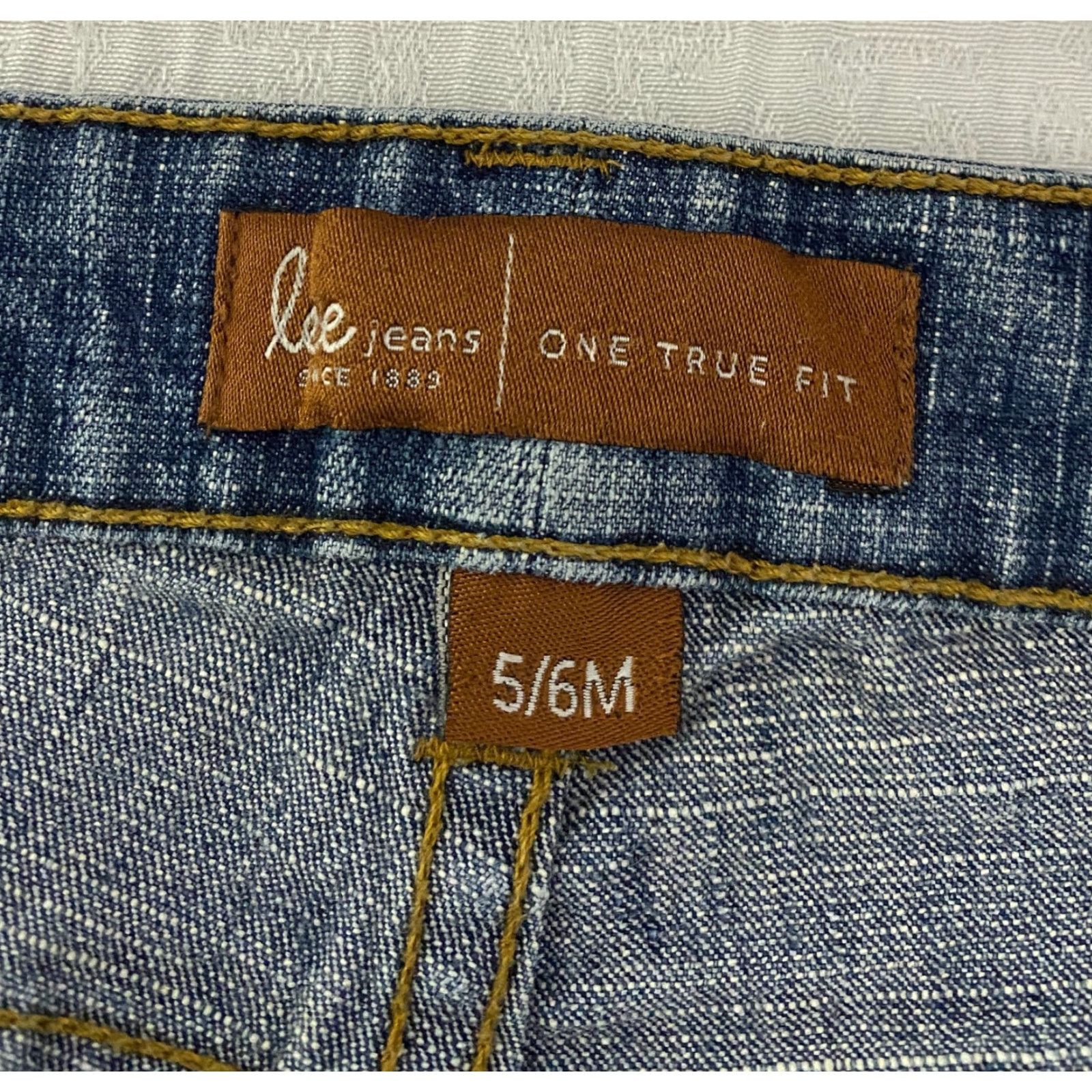 Lee Lee Womens 28 Denim Cut-Off Shorts Distressed Stretch 2.5in Inseam Summer Casual Jeans Converted Jorts Blue"} Size 28" / US 6 / IT 42 - 7 Thumbnail