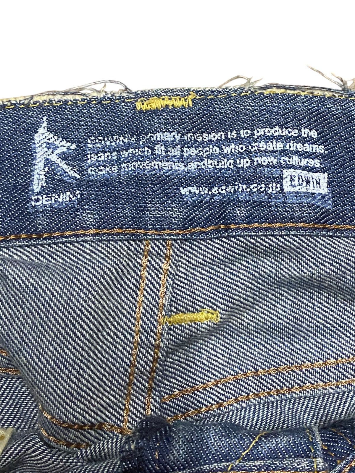 Edwin Vintage Edwin 503R Blue Trip Grunge Distressed Loose Jeans Size US 33 - 13 Thumbnail