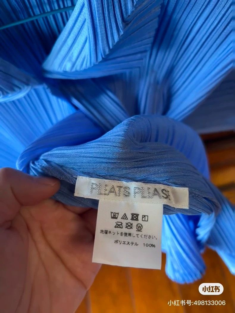 Issey Miyake Issey Miyake size:3 Blue pleated short-sleeved shirt Size M / US 6-8 / IT 42-44 - 2 Thumbnail