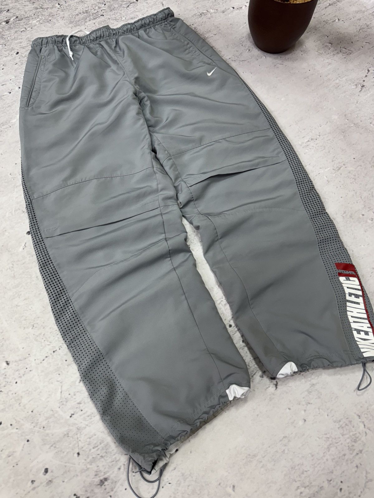 Nike × Vintage NIKE NYLON VINTAGE Y2K OVERSIZE BAGGY FIT PANTS SWEATPANTS Size US 32 / EU 48 - 2 Thumbnail