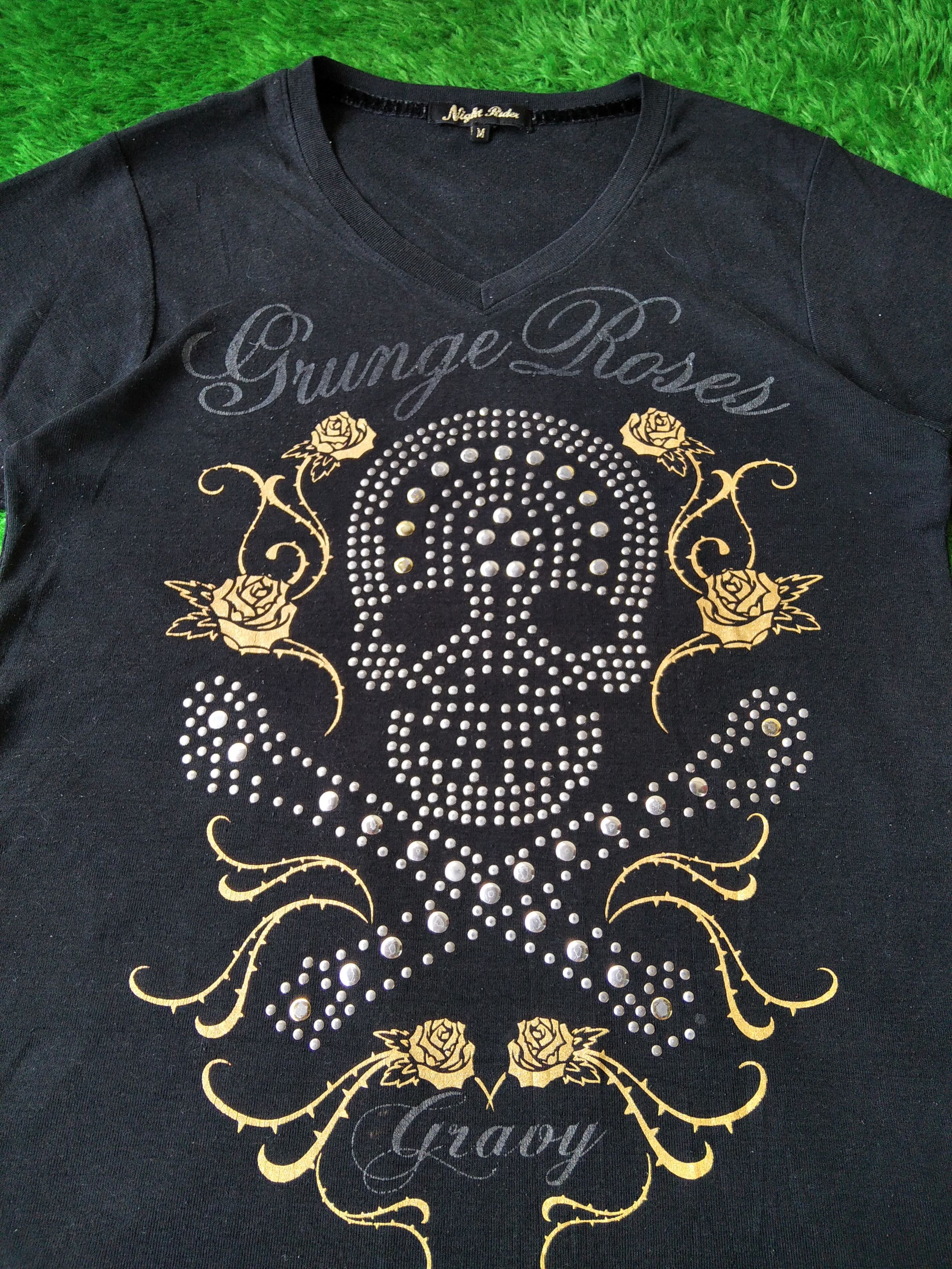 If Six Was Nine × Japanese Brand × KMRii VTG Grunge Roses Gravy Studed Skull Bones Punk T shirt Size US M / EU 48-50 / 2 - 3 Thumbnail