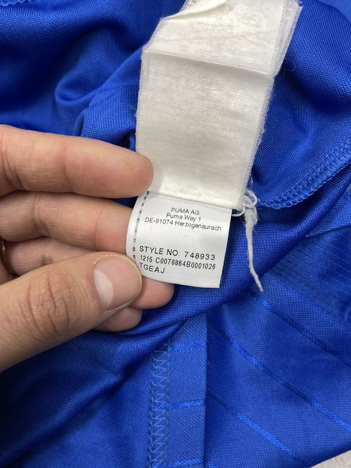 Puma × Vintage Vintage Puma Italy Forza Azzuri Soccer Jersey Football Club Size US M / EU 48-50 / 2 - 13 Thumbnail