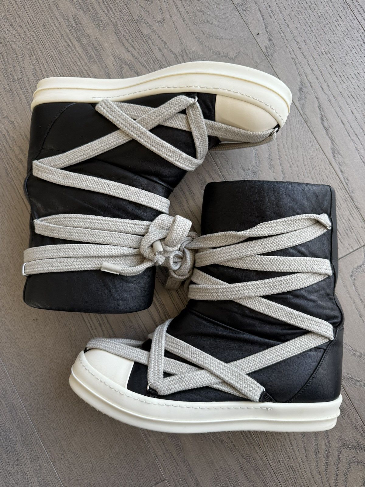 Rick Owens ***RARE JUMBO PUFFER MEGA LACED SNEAKER BOOTS Rick Owens ***RARE JUMBO PUFFER MEGA LACED SNEAKER BOOTS