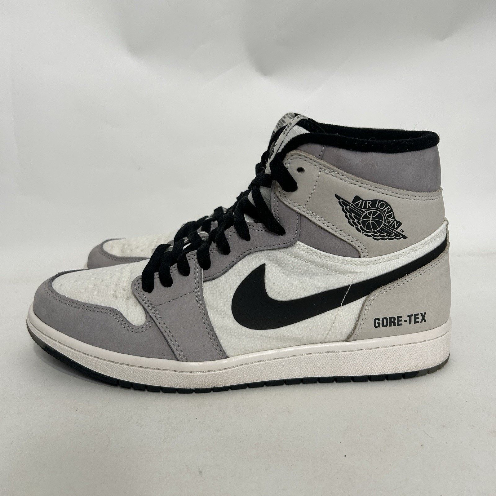 Jordan Brand Nike Air Jordan 1 Element GORE-TEX High “Light Bone” Size US 9.5 / EU 42-43 - 6 Thumbnail