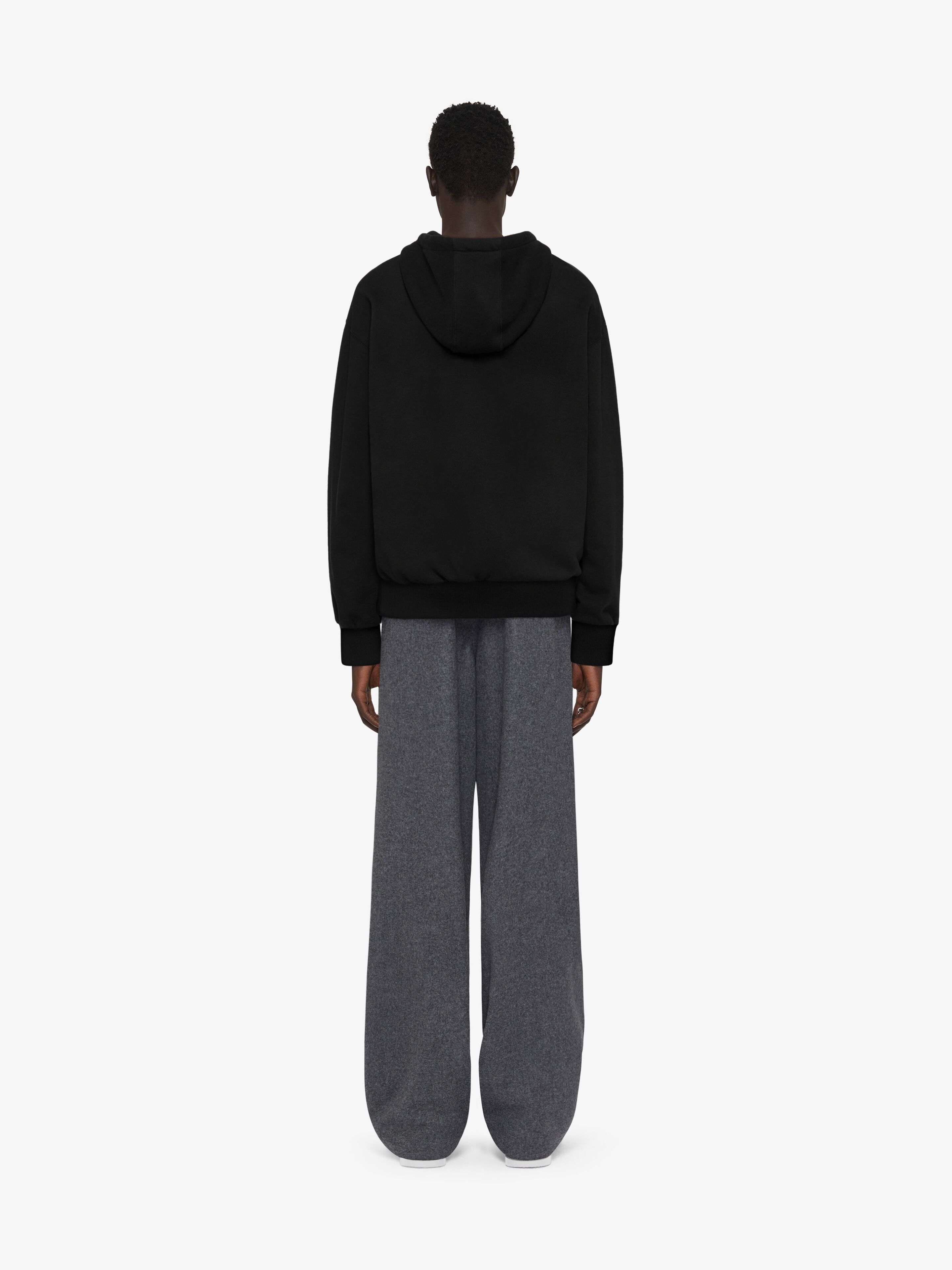 Givenchy o1srvl11e0725 Boxy Fit Hoodie in Black Size US L / EU 52-54 / 3 - 4 Thumbnail