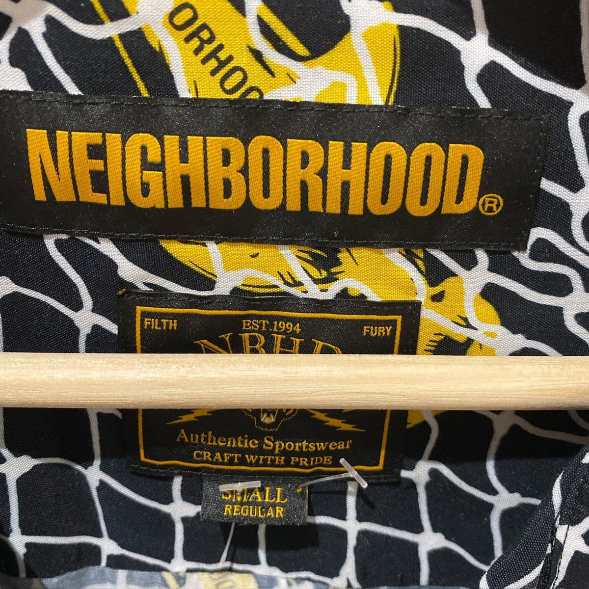 Neighborhood Black Neighbourhood Aloha shark Hawaiian shirt Size US S / EU 44-46 / 1 - 3 Thumbnail
