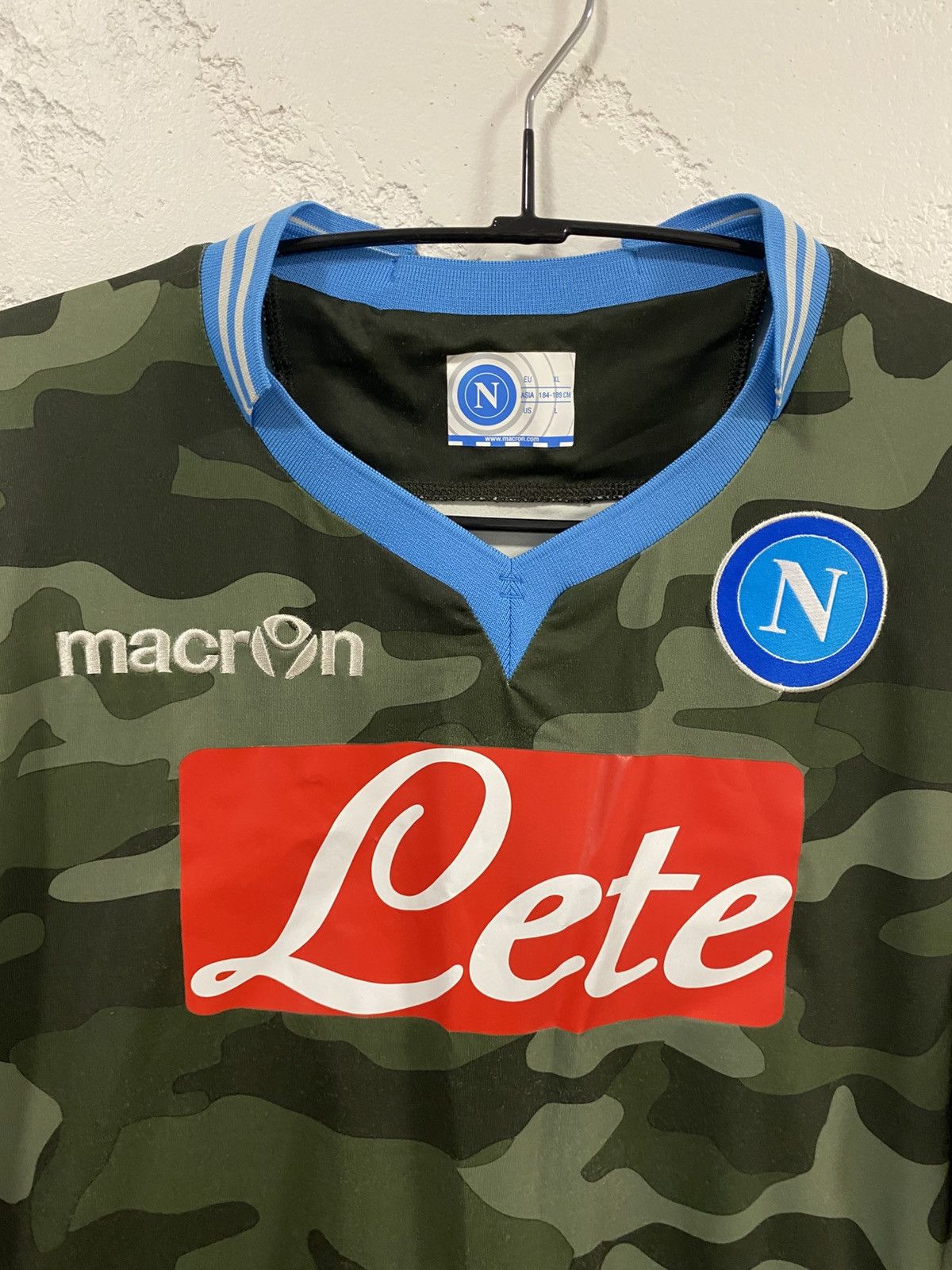 Macron Napoli Macron SSC 2013 2014 European Away Jersey Size:L Size US L / EU 52-54 / 3 - 2 Thumbnail