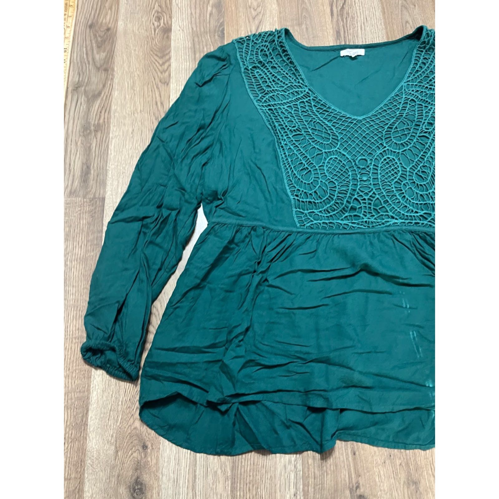 Vintage Maurices Blouse Women's Plus Size 2X Green Long Sleeve V-Neck Casual Travel Shirt Womens Size XXL / US 16-18 / IT 52-54 - 3 Thumbnail