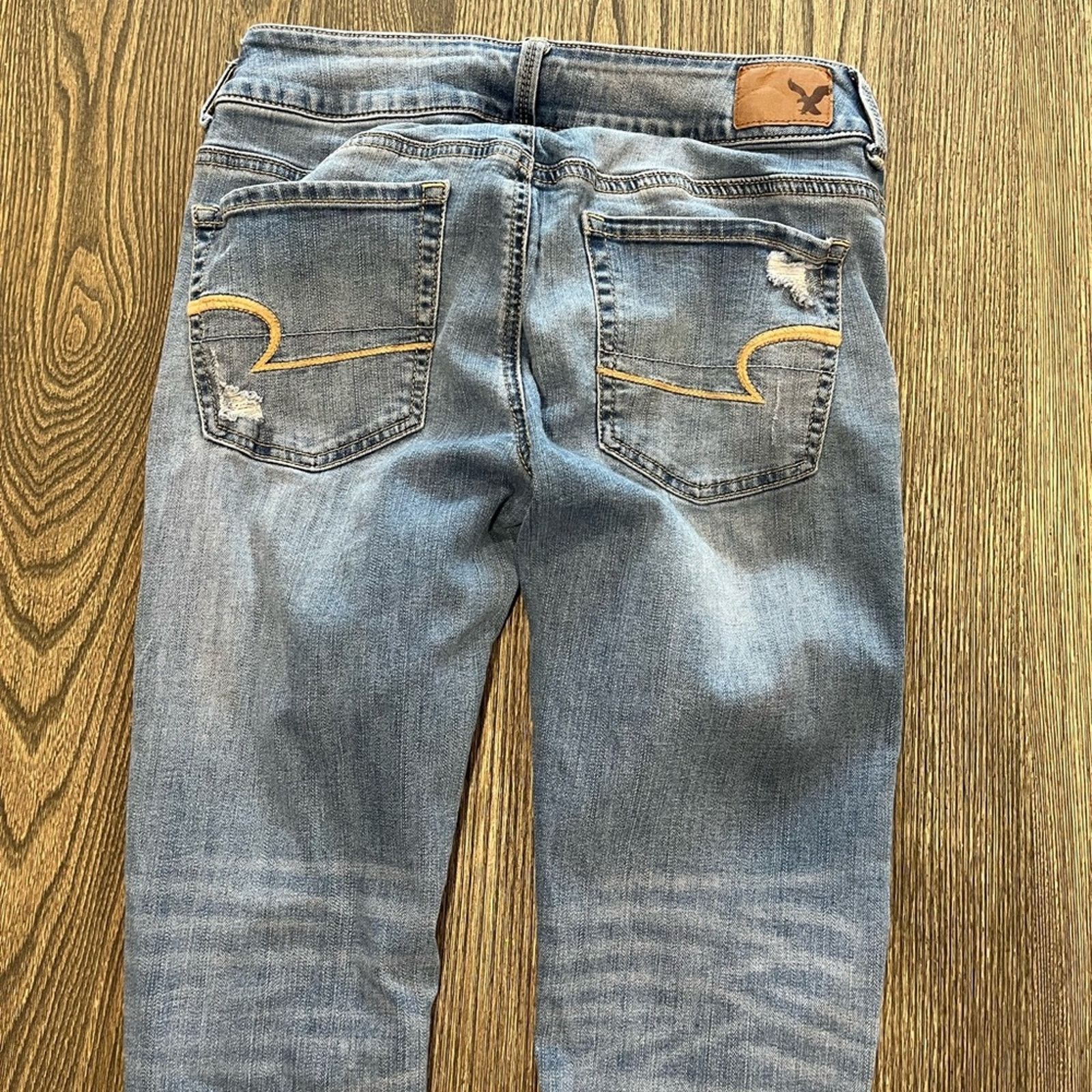 American Eagle Outfitters American Eagle Crop Jeans Ripped Super Stretch Denim Blue 6 Size 28" / US 6 / IT 42 - 11 Thumbnail