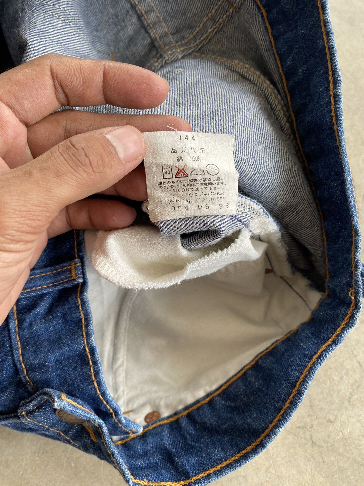 Levi's × Vintage Vintage Levi’s 90s Oren Tab Size US 30 / EU 46 - 13 Thumbnail