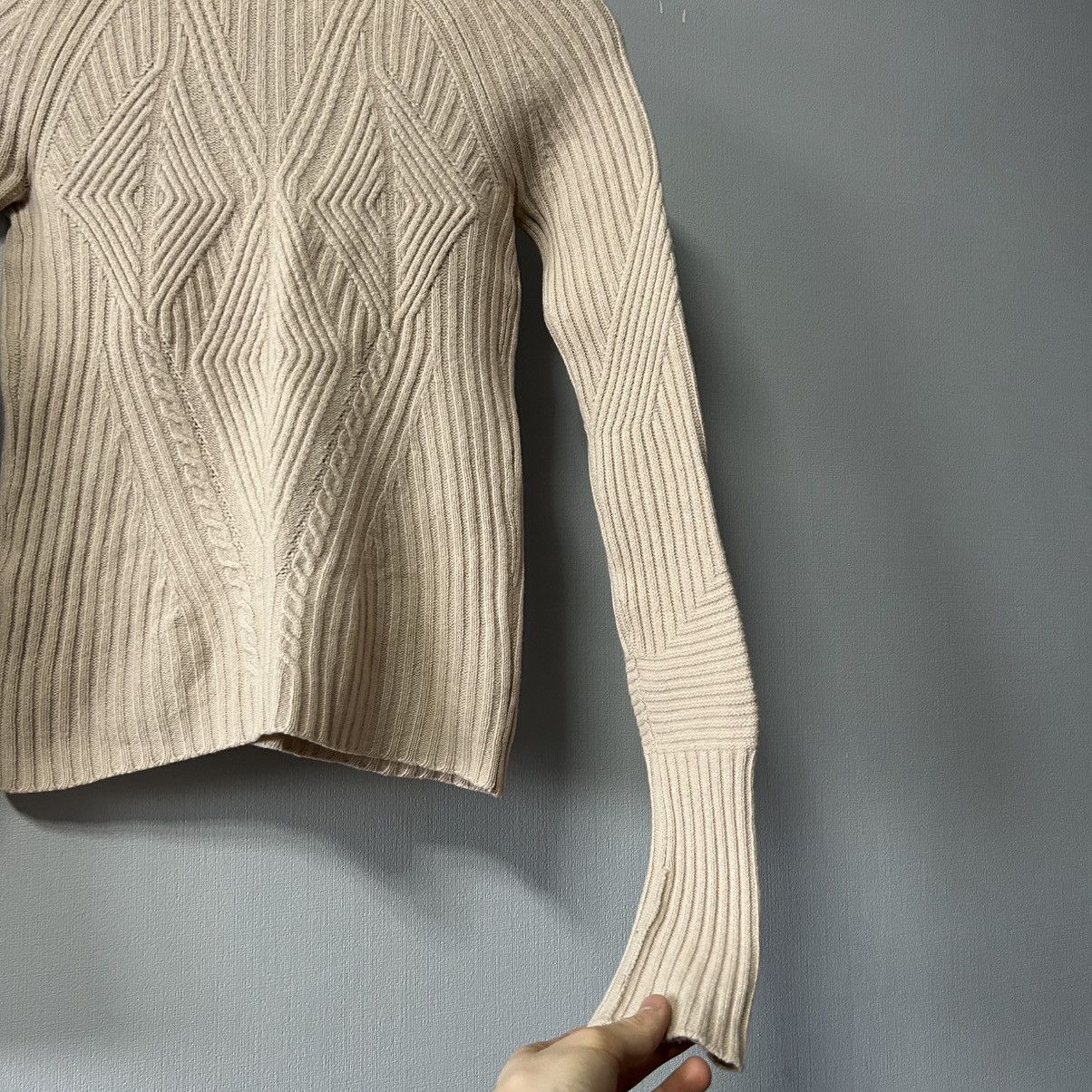 Alexander McQueen Alexander Mcqueen AW2007 Runway Sculptural Turtleneck Knit Size S / US 4 / IT 40 - 5 Thumbnail