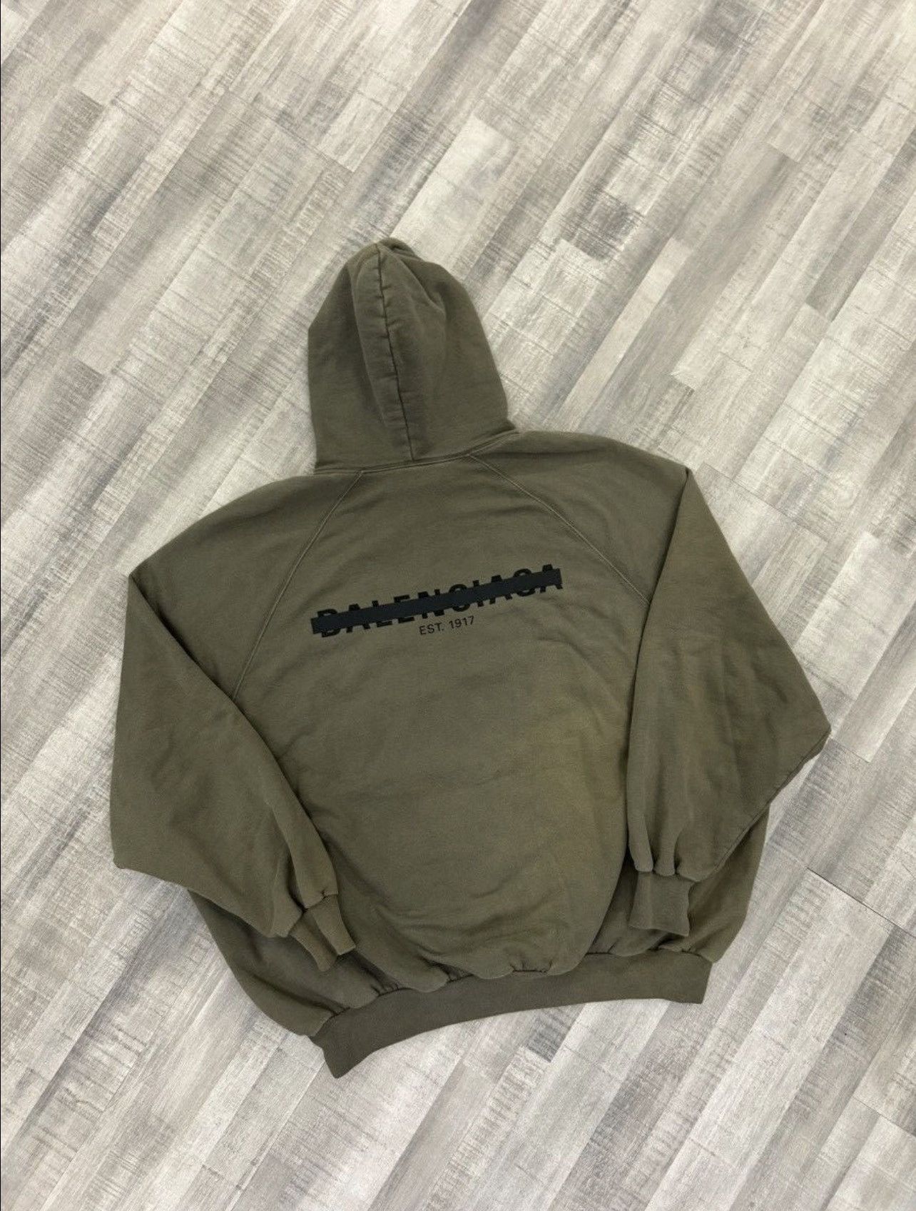 Balenciaga Balenciaga Strike 1917 Oversized Hoodie Size US L / EU 52-54 / 3 - 4 Thumbnail