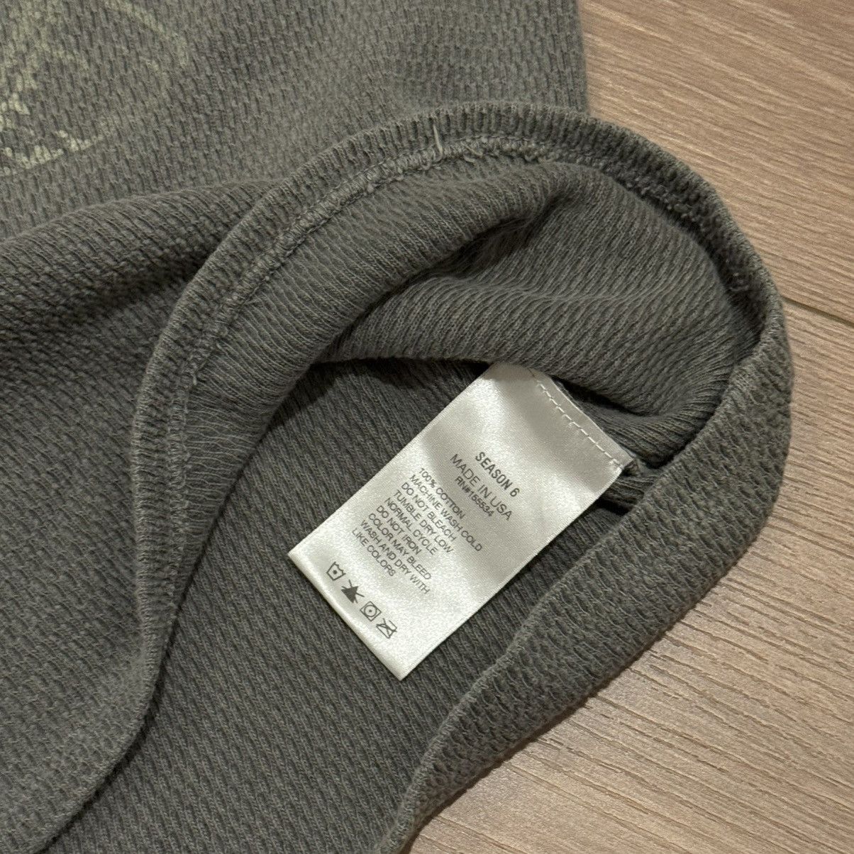Yeezy Yeezy Season 6 Graphic Thermal Long Sleeve Size XS / US 0-2 / IT 36-38 - 4 Thumbnail