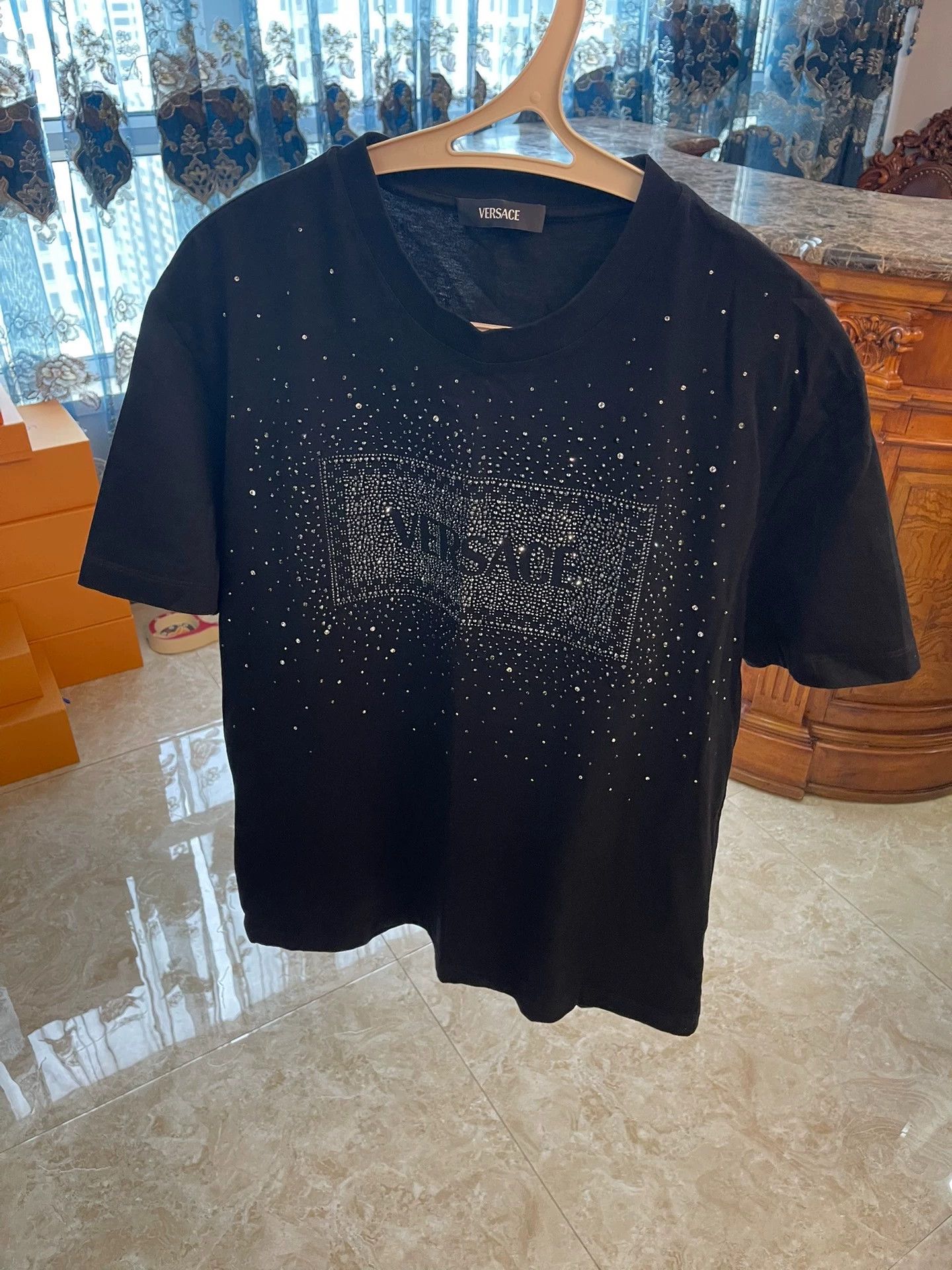 Versace Versace Rhinestone-Embellished Logo Black XL SS Tee Size US XL / EU 56 / 4 - 2 Thumbnail
