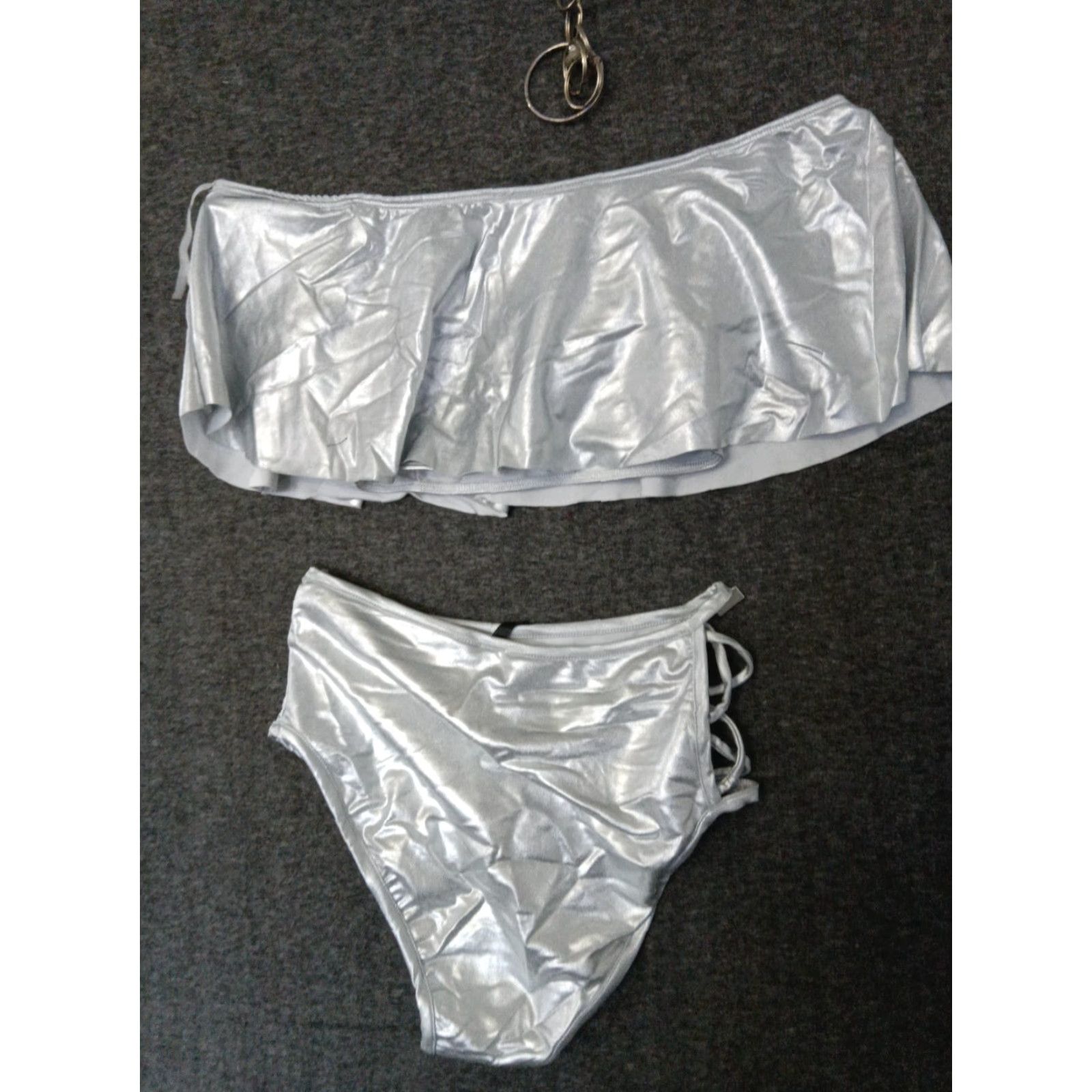 Vintage Codigo Silver Strappy 2 Piece Bathing Suit Bandeau Off Shoulder Ruffles Cheeky S Size S / US 4 / IT 40 - 2 Thumbnail