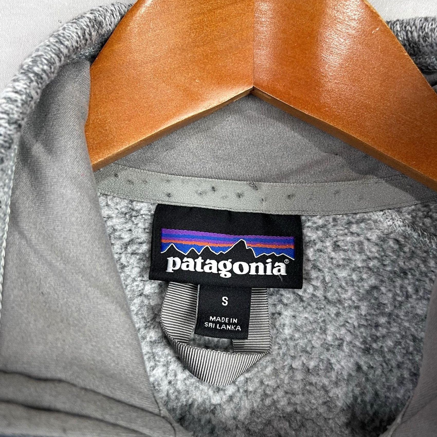 Patagonia Patagonia Sweater Women Small Full Zip Fleece Jacket Gray Embroidered Logo Outdoor Logo Size S / US 4 / IT 40 - 6 Thumbnail