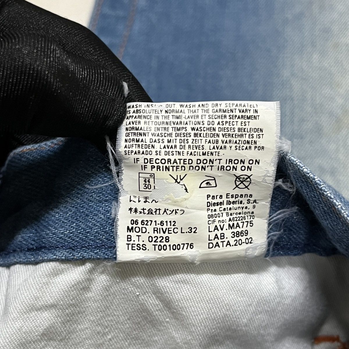Designer × Diesel Y2k Diesel Washed Jeans Size US 33 - 11 Thumbnail