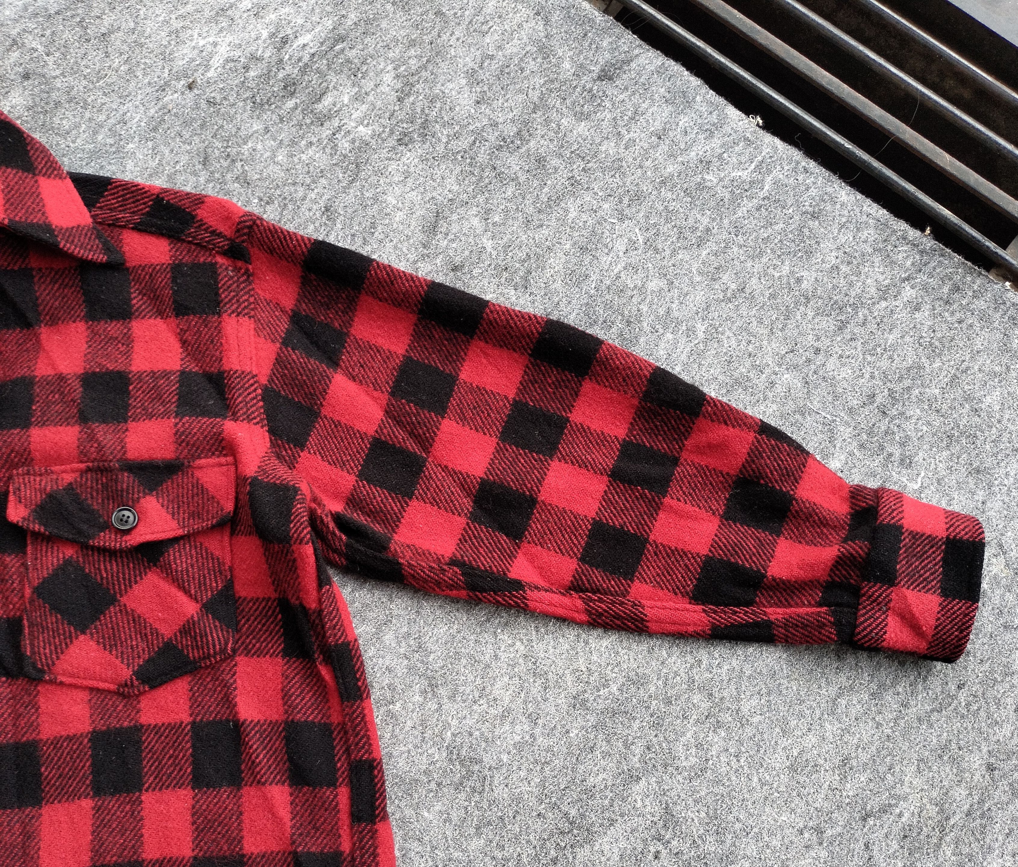 Woolrich Woolen Mills Woolrich heavy wool shirt Size US S / EU 44-46 / 1 - 6 Thumbnail