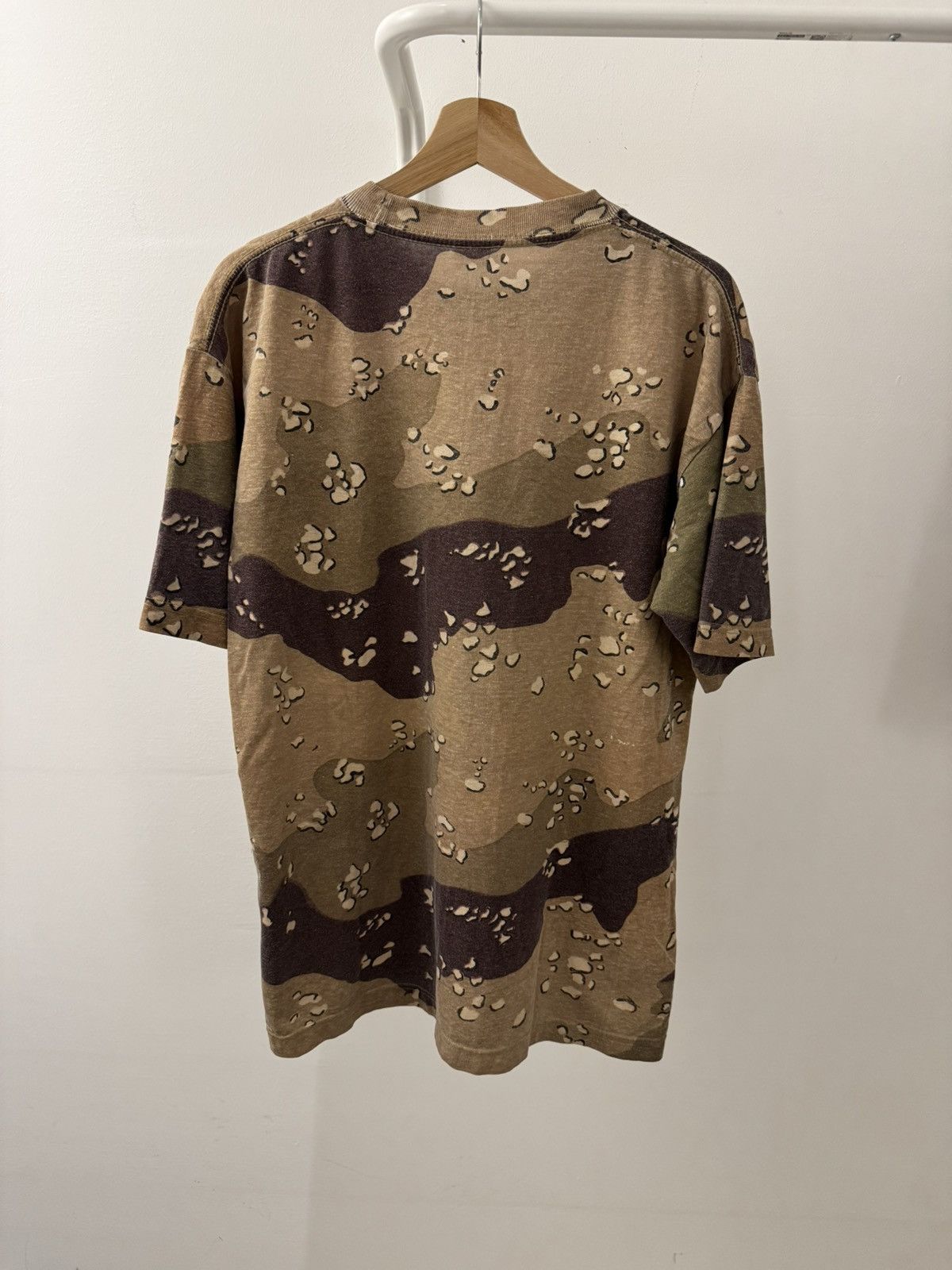Stussy Vintage 90's Stussy Dick Kramer Camo Tshirt Size US L / EU 52-54 / 3 - 3 Thumbnail