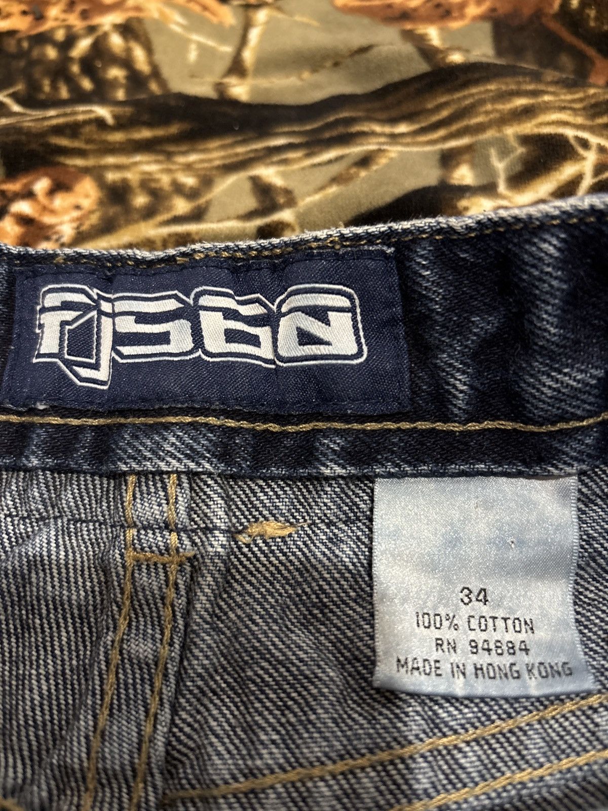 Fubu Fubu fj560 urban gear carpenters Size US 34 / EU 50 - 3 Thumbnail