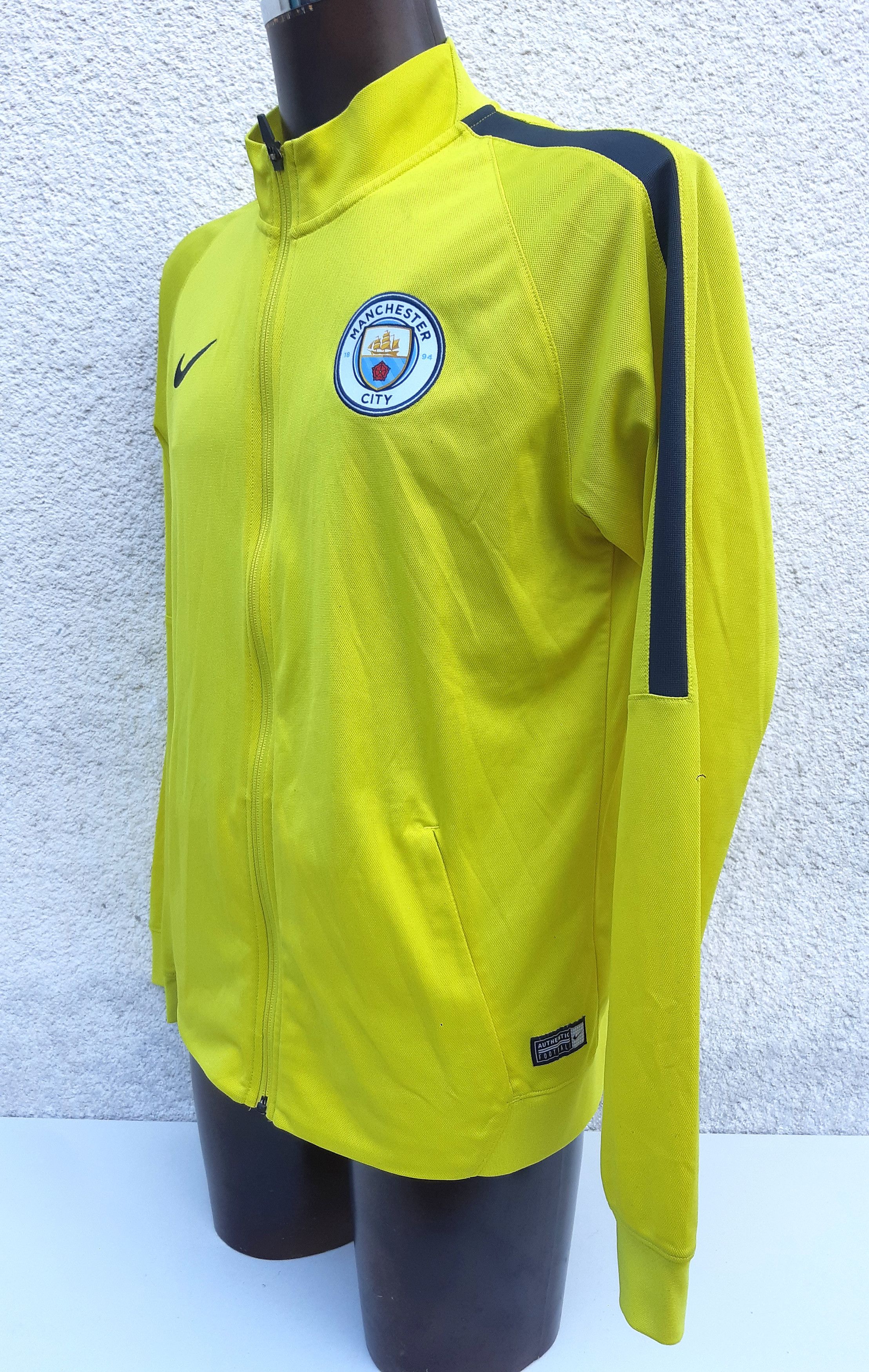 Nike Nike MANCHESTER CITY 2016/2017 Training Jacket Jersey Size US L / EU 52-54 / 3 - 2 Thumbnail