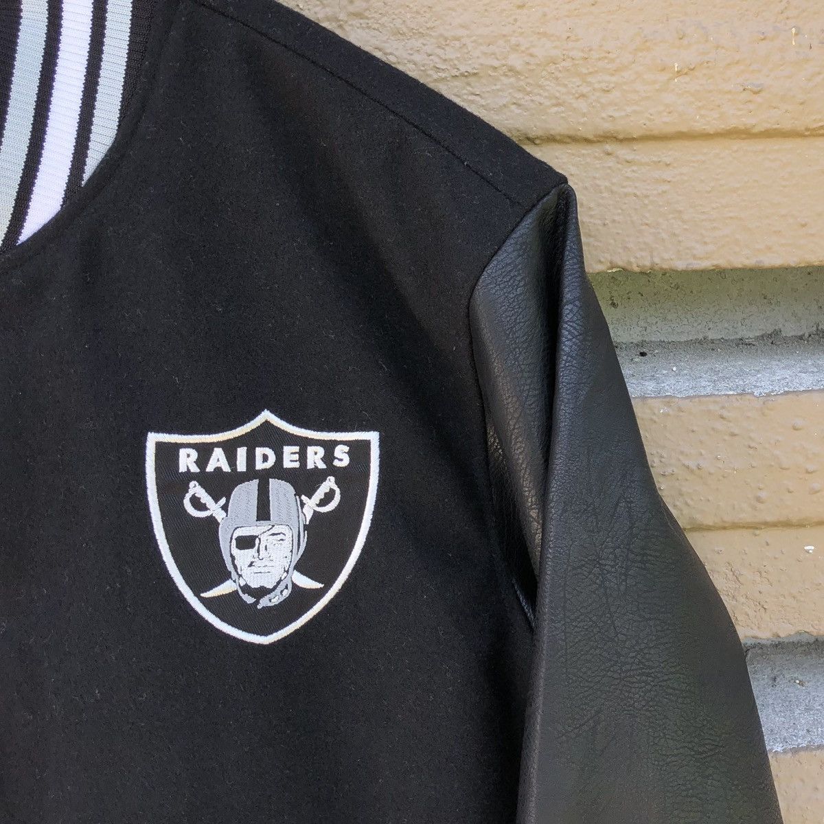 NFL NFL Majestic Raiders Letterman Wool Leather Varsity Jacket Size US L / EU 52-54 / 3 - 4 Thumbnail